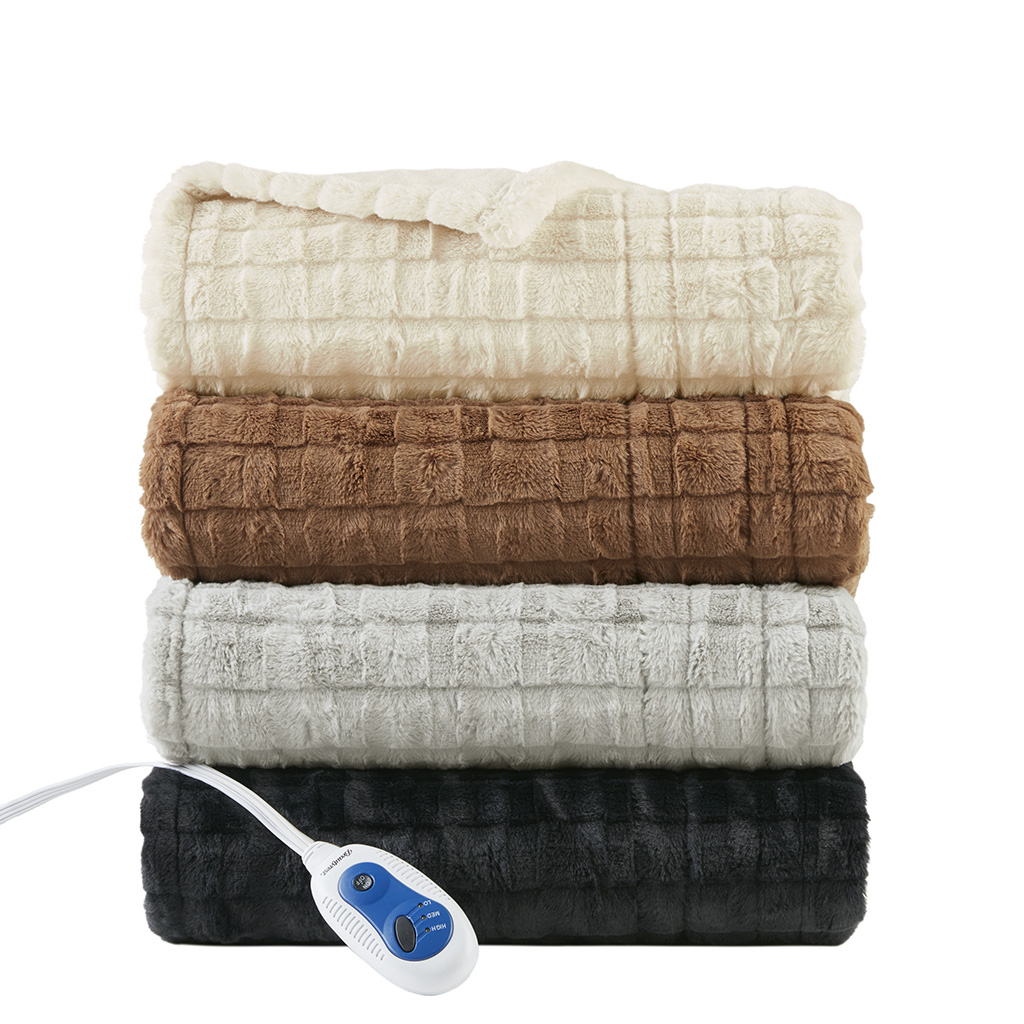 Zuri Oversized Faux Fur Heated Throw