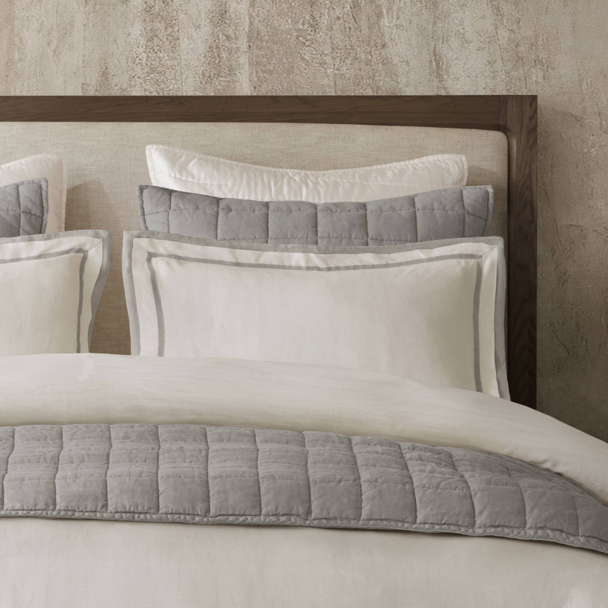 Linen Blend Double Flange Duvet Cover Set
