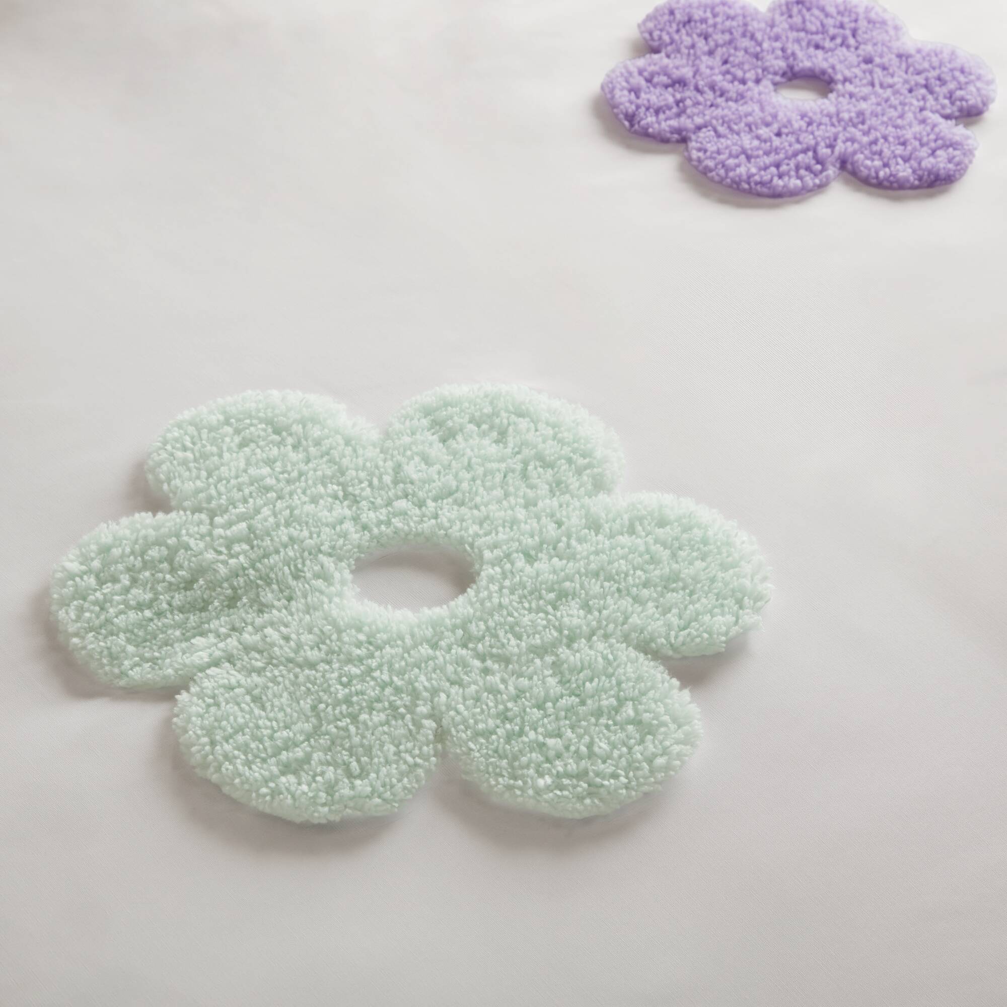 Gracie Floral Reversible Tufted Chenille Duvet Cover Set