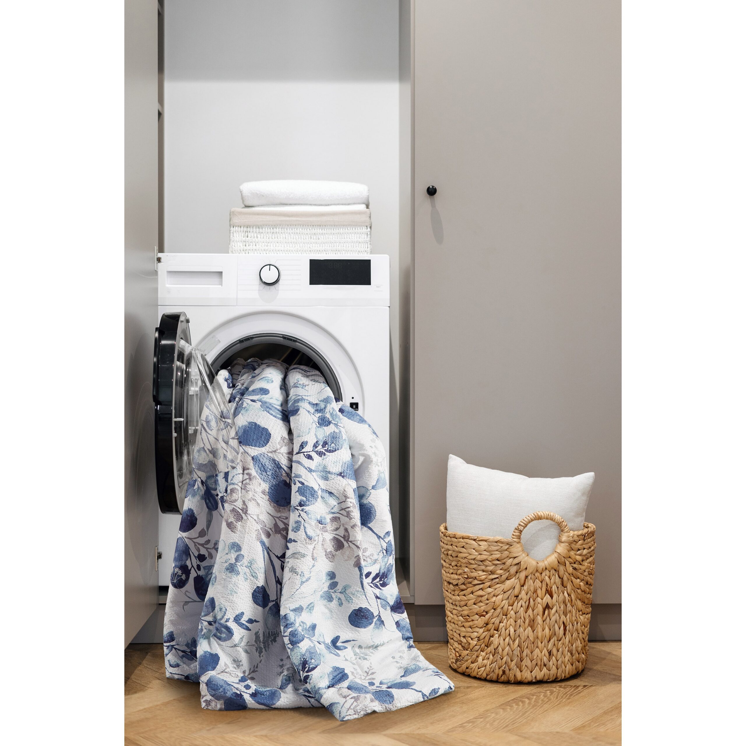 Gabby Reversible Floral Botanical Seersucker Comforter Set
