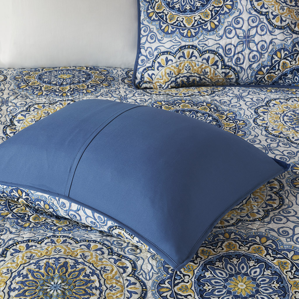 Tangiers 6 Piece Reversible Quilt Set with Throw Pillows
