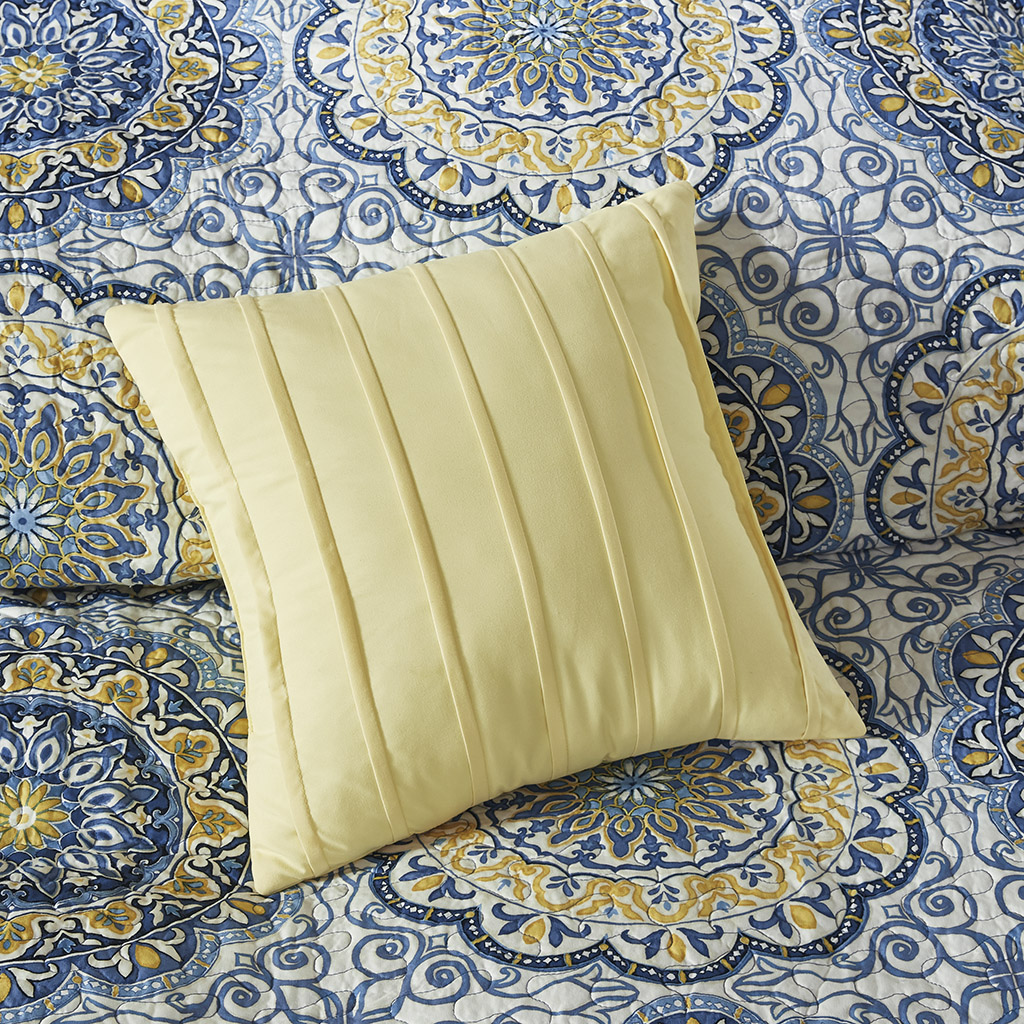 Tangiers 6 Piece Reversible Quilt Set with Throw Pillows