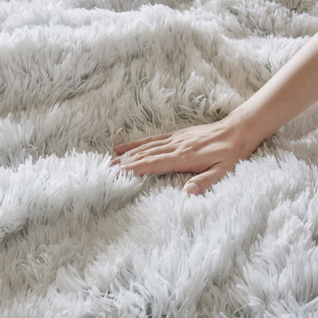 Malea Shaggy Faux Fur Comforter Mini Set