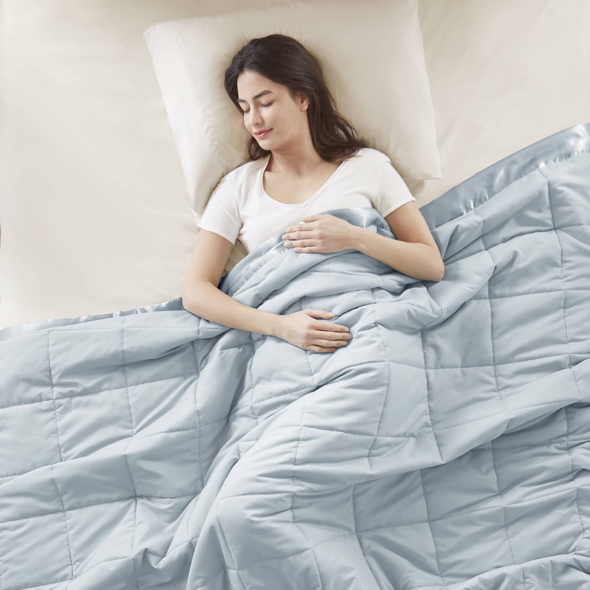 Windom Lightweight Down Alternative Blanket with Satin Trim