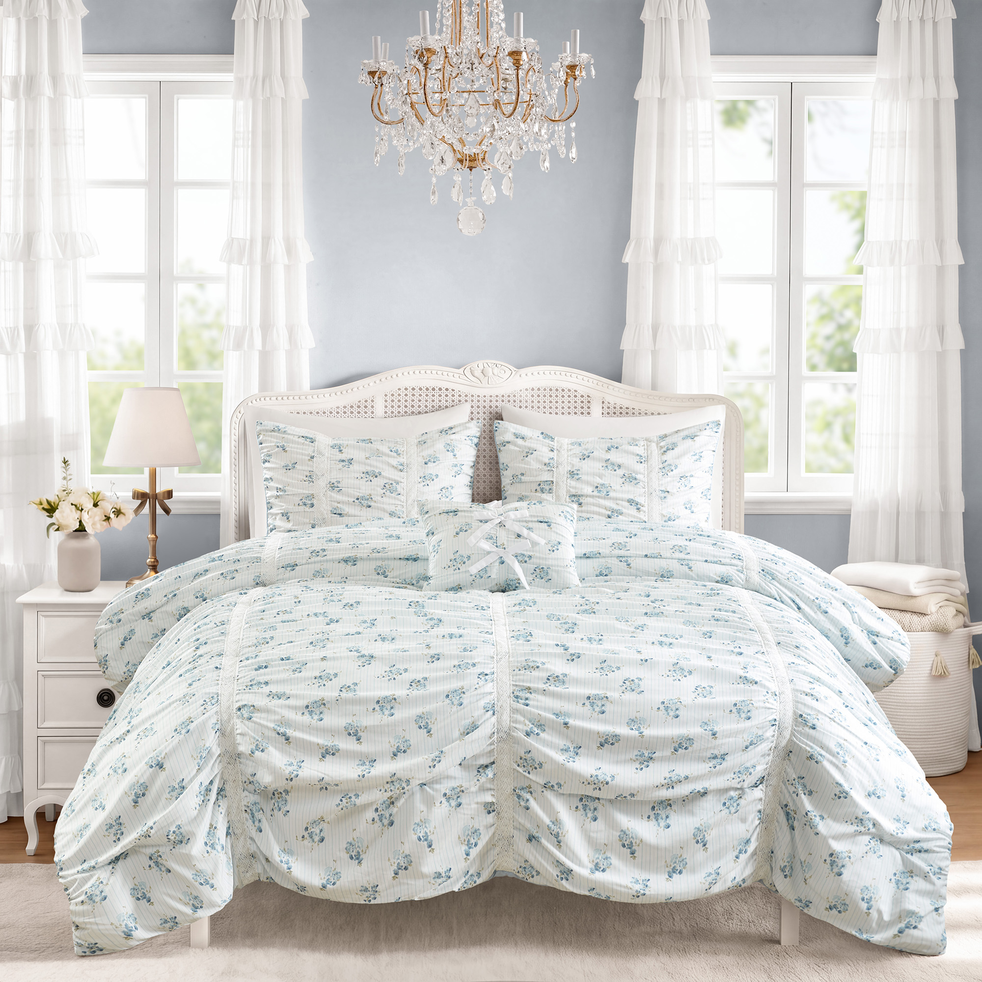 Anabelle Comforter Set