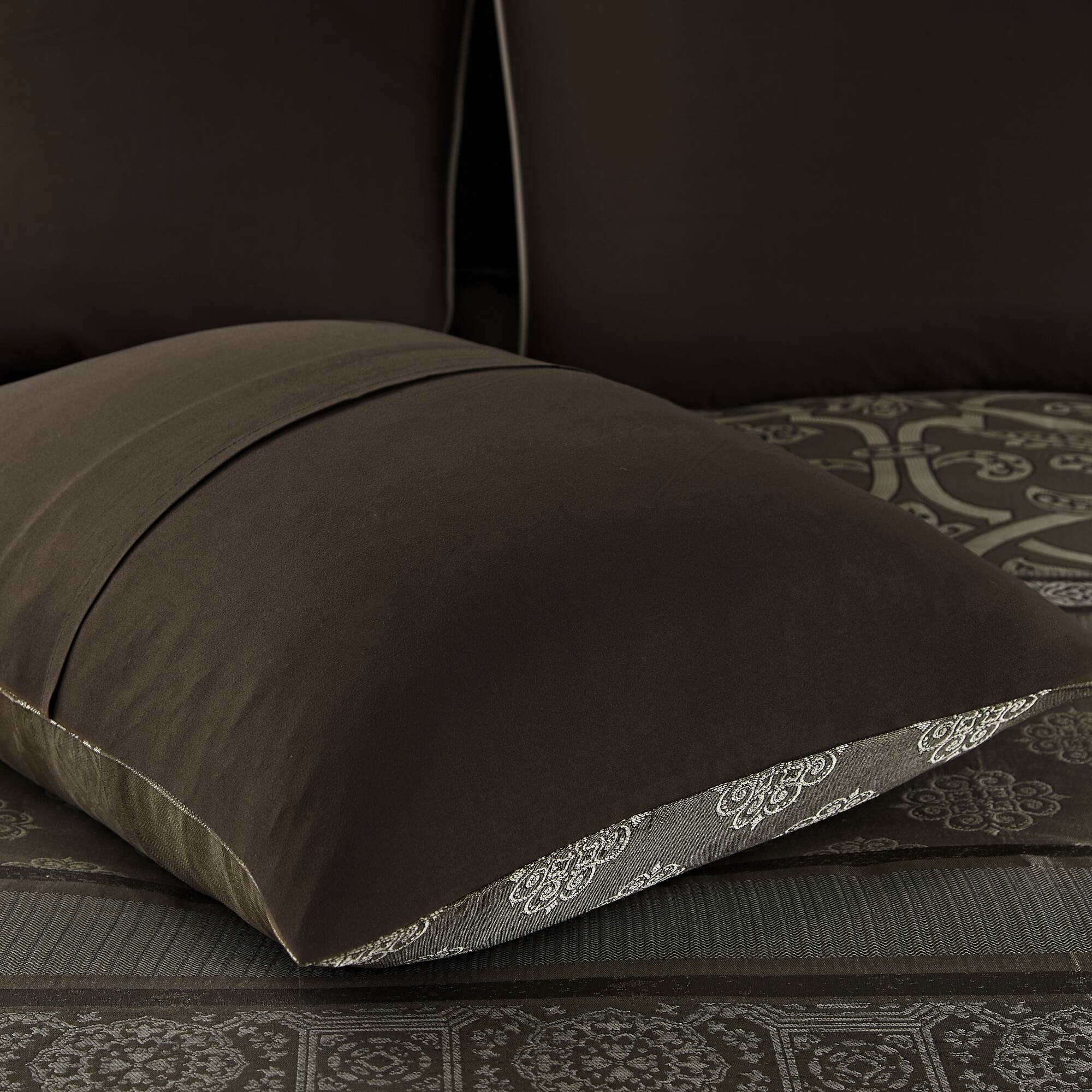 Zara 16 Piece Jacquard Comforter Set with 2 Bed Sheet Sets