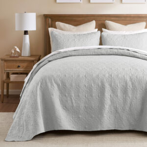 Quebec Reversible Bedspread Set from Madison Park in  Grey. Quebec Reversible Bedspread Set from Madison Park in  Grey. Quebec Reversible Bedspread Set from Madison Park in  Grey. Quebec Reversible Bedspread Set from Madison Park in  Grey. Quebec Reversible Bedspread Set from Madison Park in  Grey.