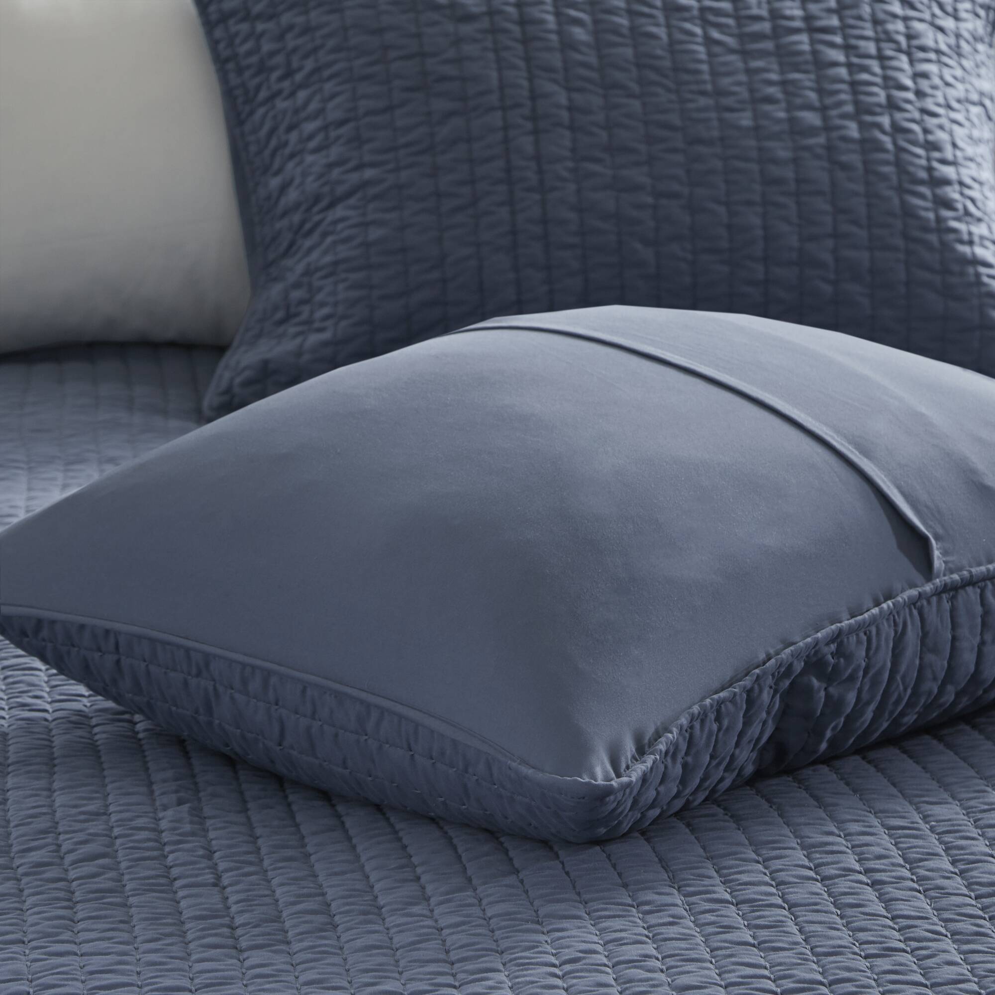 Keaton Quilt Set