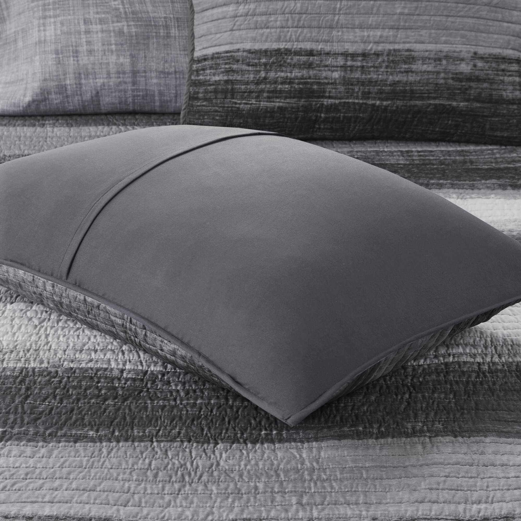 Saben Quilt Set with Cotton Bed Sheets