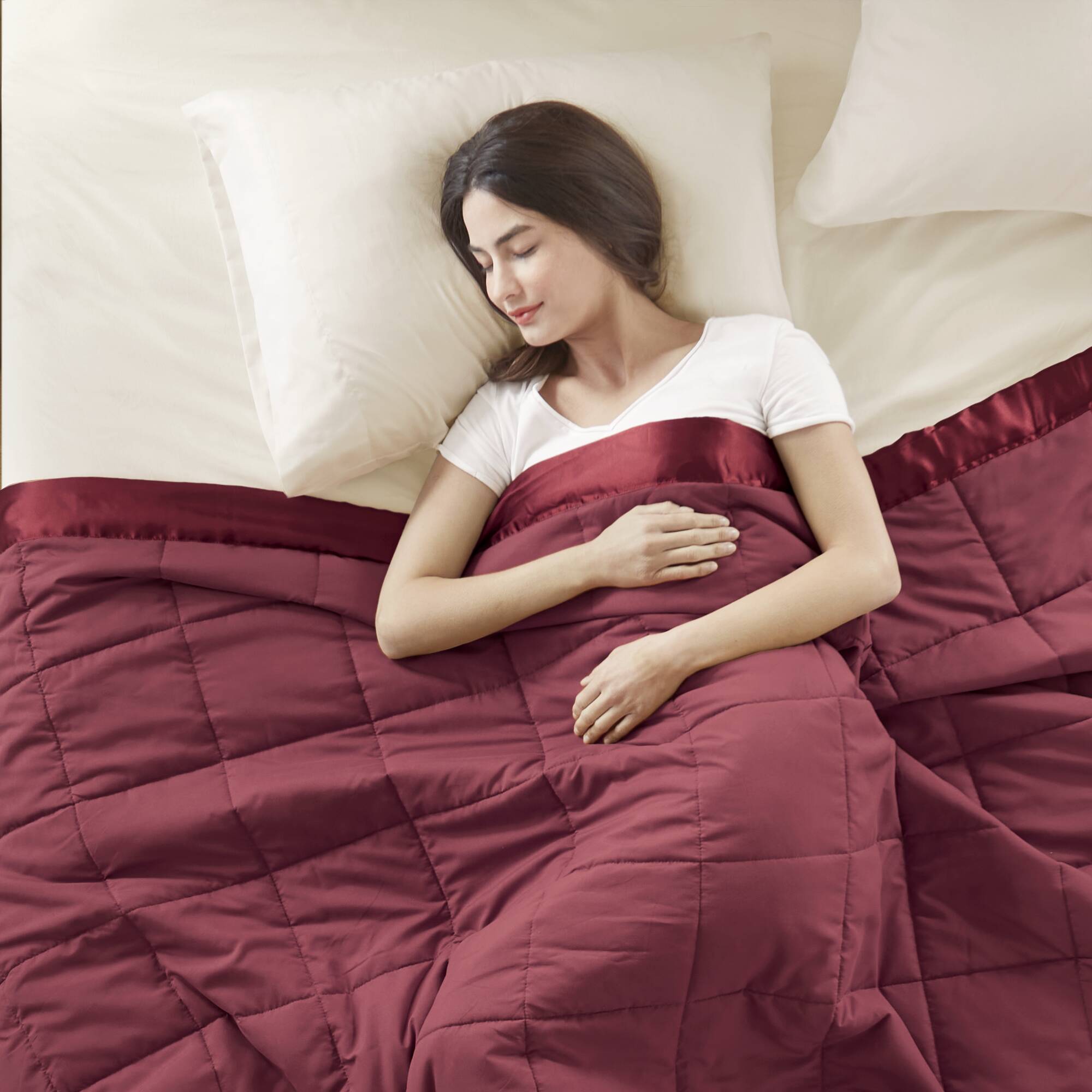 Windom Lightweight Down Alternative Blanket with Satin Trim