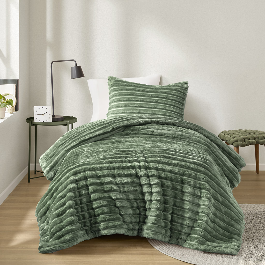 Avril Fluffy Ribbed Plush Comforter Set