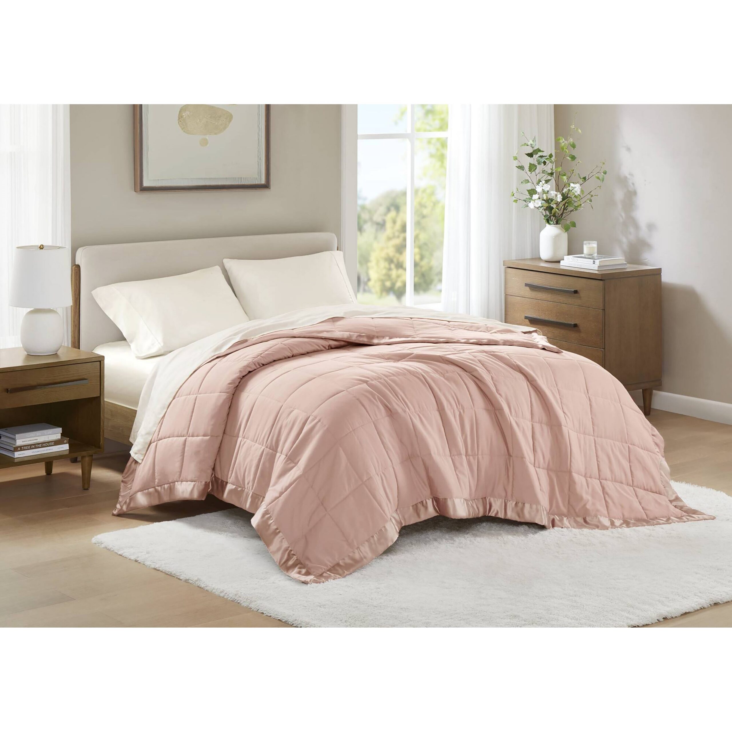 Windom Lightweight Down Alternative Blanket with Satin Trim