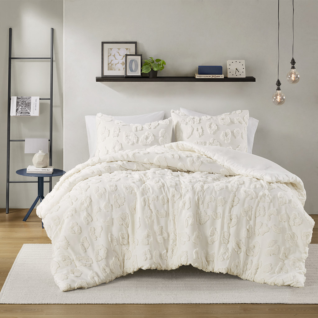 Larissa Animal Chenille Comforter Set