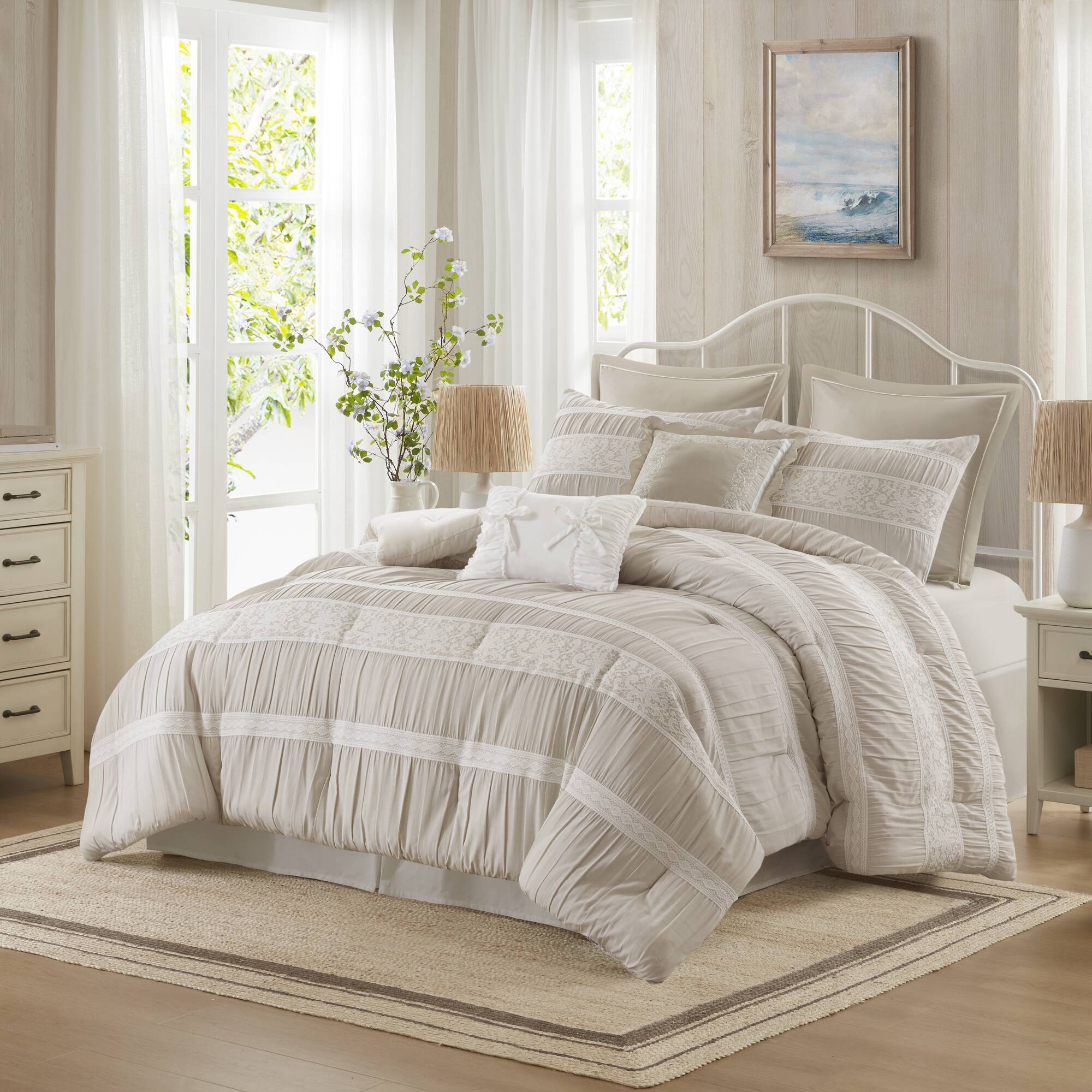 Perryn Comforter Set