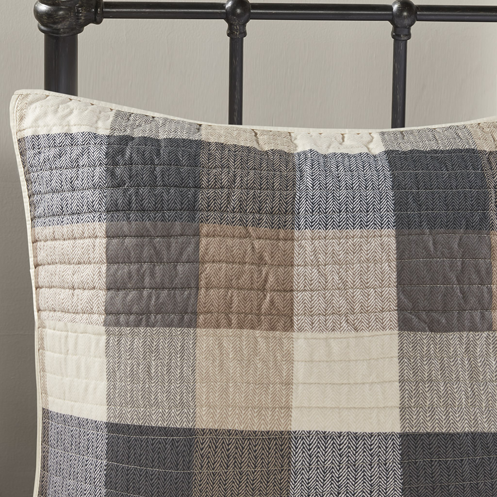 Ridge 6 Piece Printed Herringbone Quilt Set with Throw Pillows