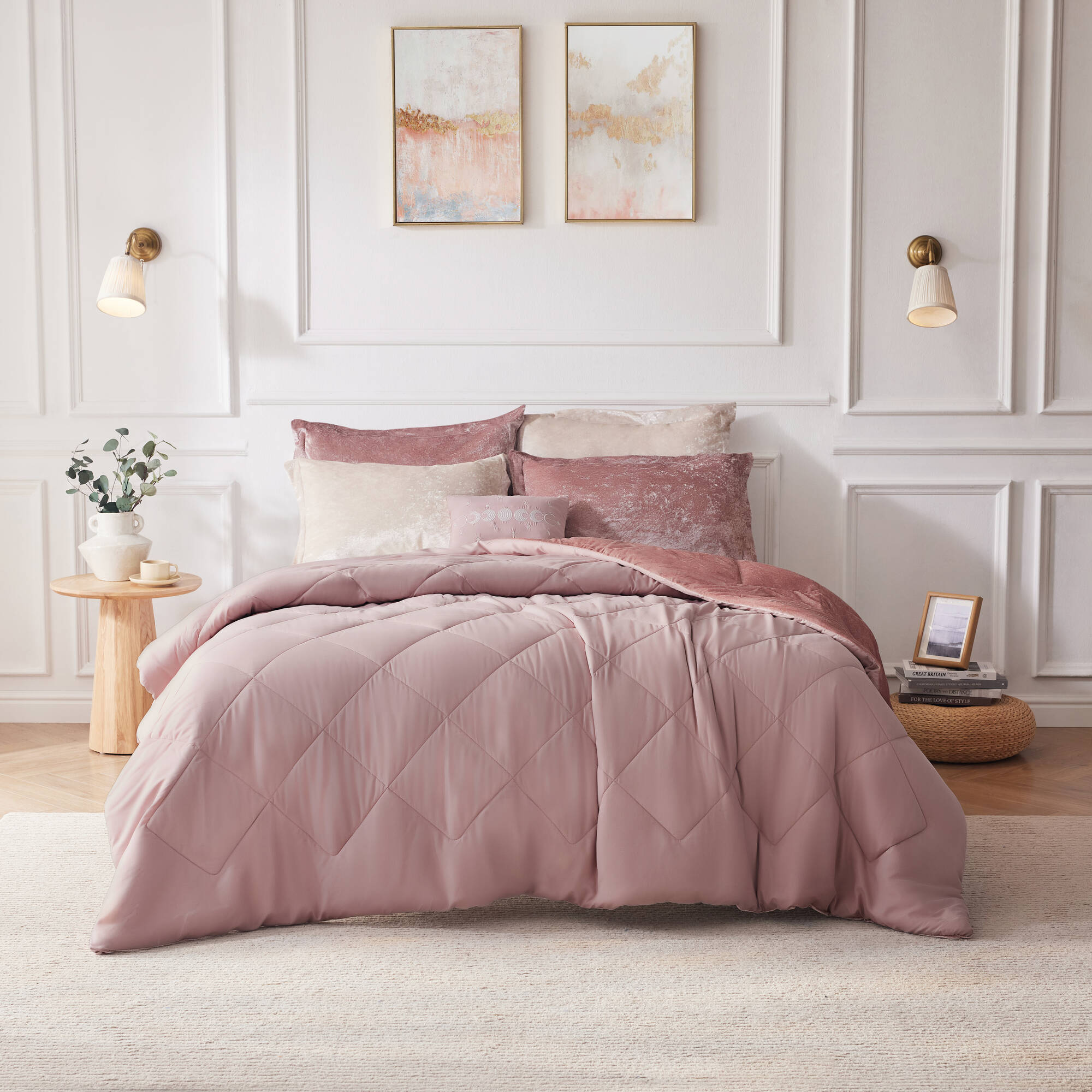 Felicia Velvet Comforter Set with Throw Pillow