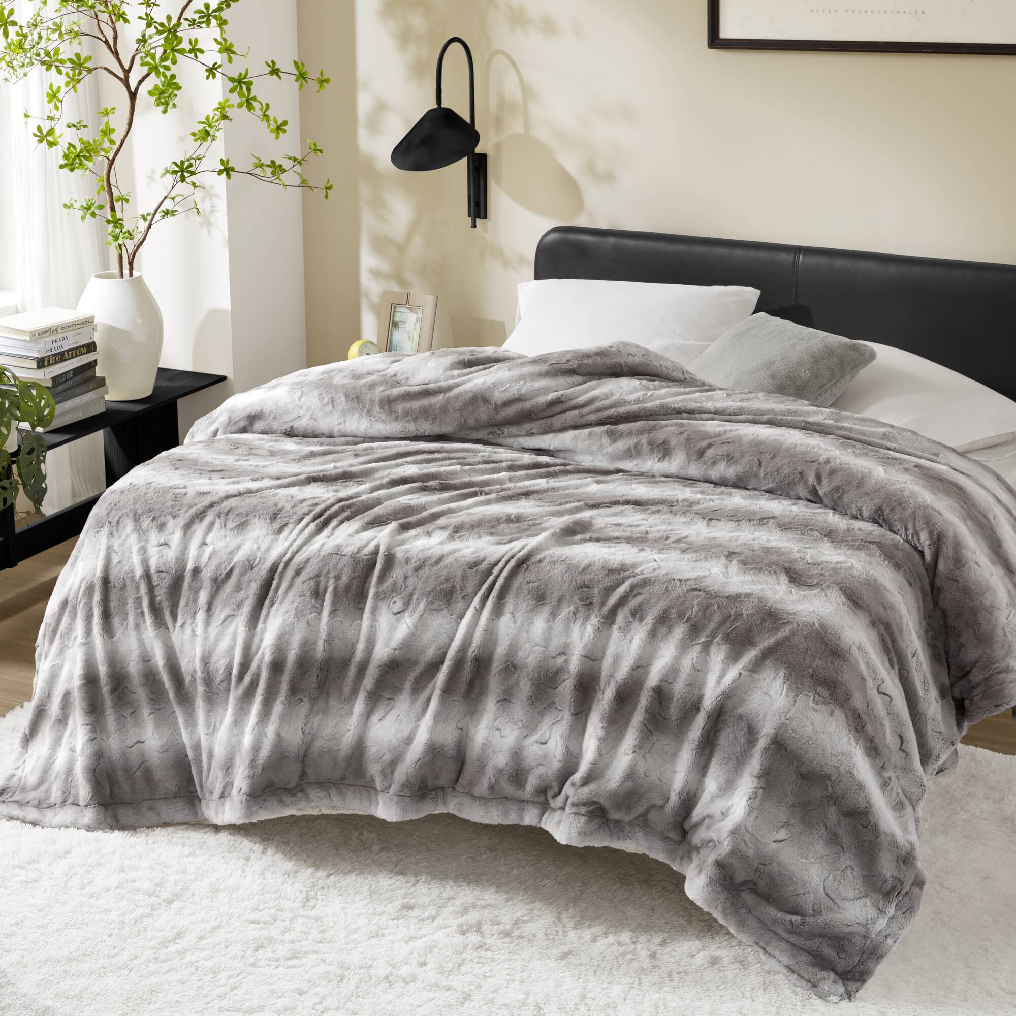 Zuri Faux Fur Blanket
