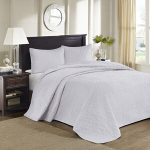 Quebec Reversible Bedspread Set from Madison Park in  White. Quebec Reversible Bedspread Set from Madison Park in  White. Quebec Reversible Bedspread Set from Madison Park in  White. Quebec Reversible Bedspread Set from Madison Park in  White. Quebec Reversible Bedspread Set from Madison Park in  White.