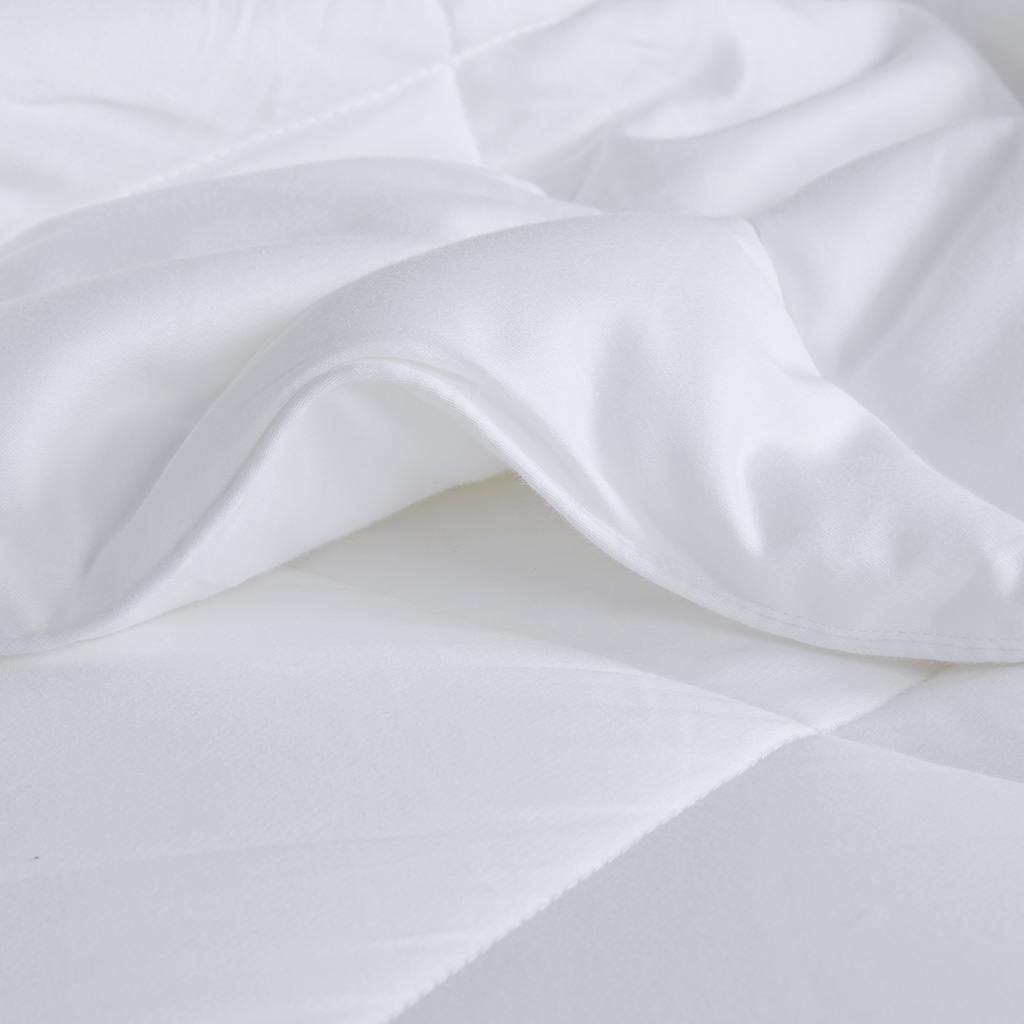 Maximum Warmth Cotton Down Alternative Featherless Comforter
