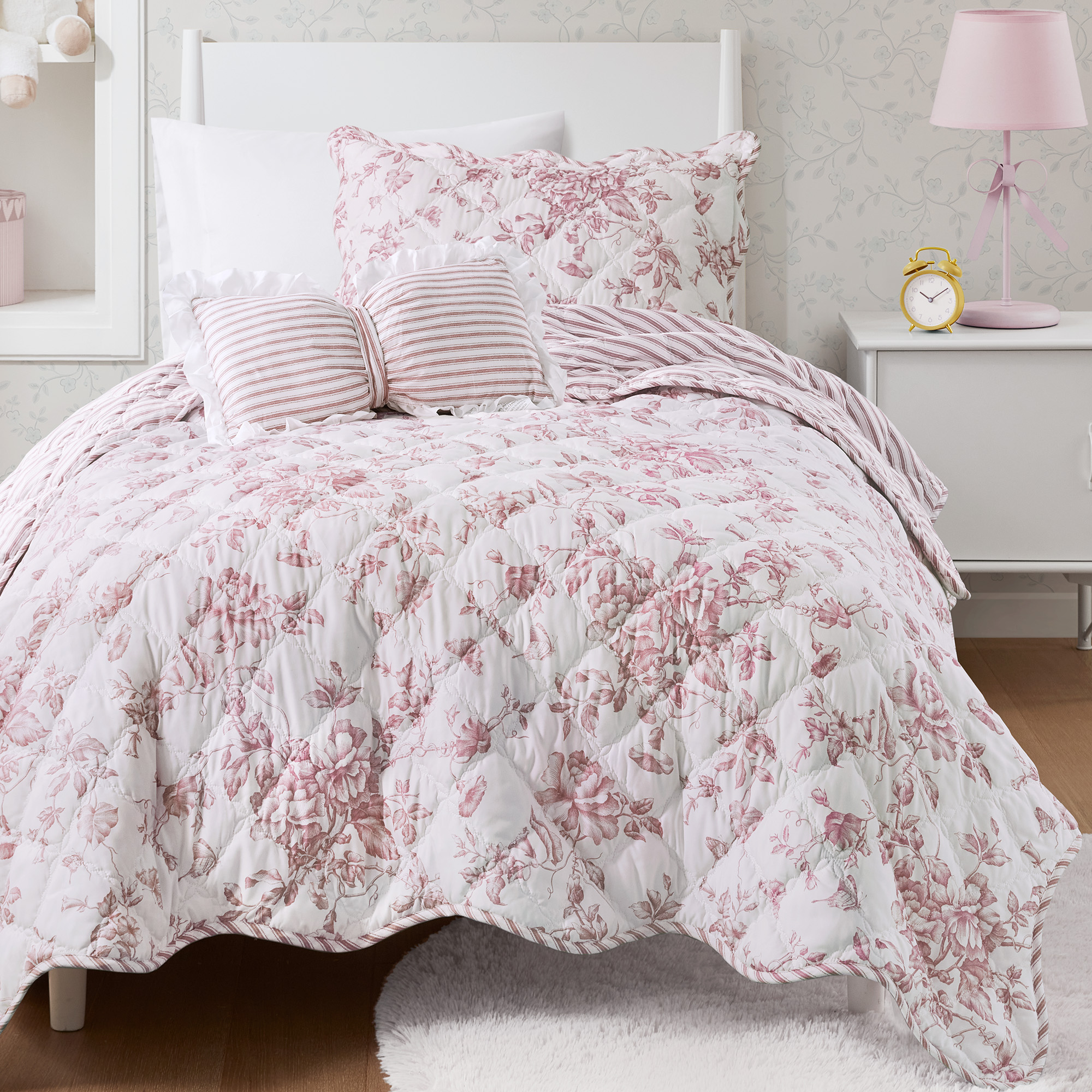 Adele Quilt Set