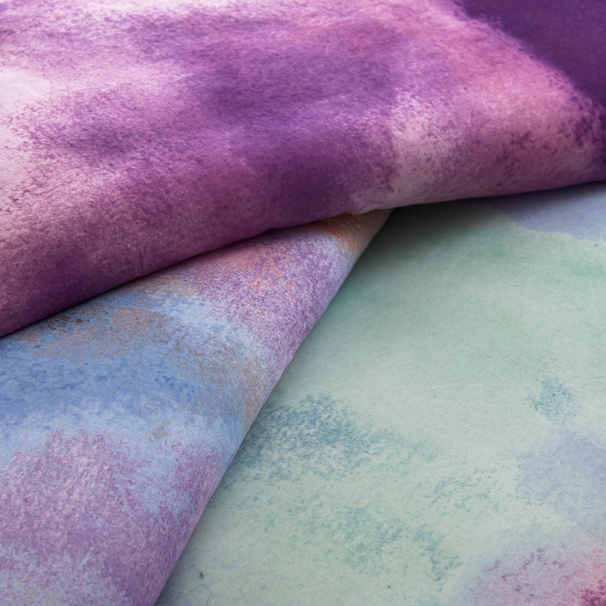 Cassiopeia Watercolor Tie Dye Printed Comforter Set with Throw Pillow