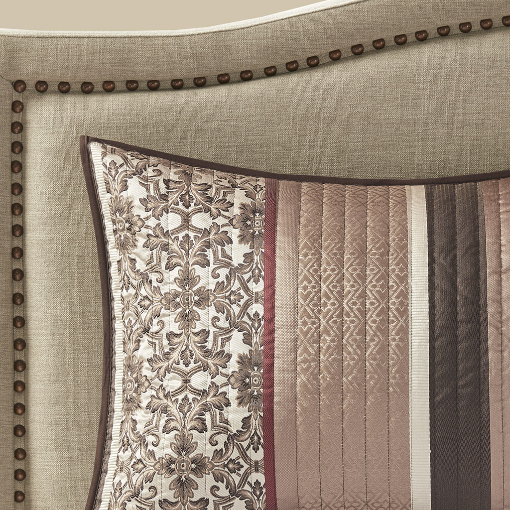 Princeton 5 Piece Jacquard Quilt Set with Throw Pillows
