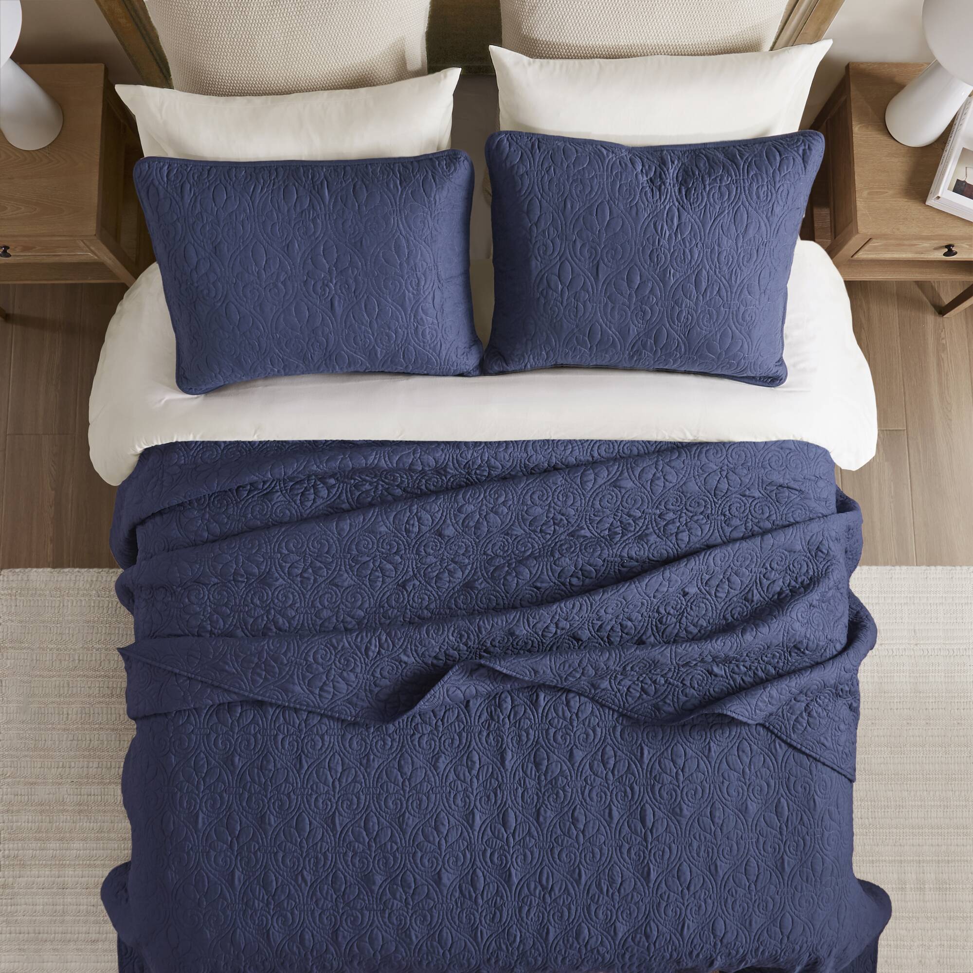 Quebec Reversible Bedspread Set