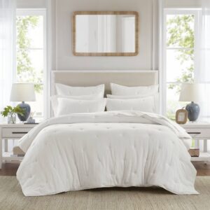Breeze cotton gauze embroidered Quilt Set from Harbor House Blue in  White. Breeze cotton gauze embroidered Quilt Set from Harbor House Blue in  White. Breeze cotton gauze embroidered Quilt Set from Harbor House Blue in  White. Breeze cotton gauze embroidered Quilt Set from Harbor House Blue in  White. Breeze cotton gauze embroidered Quilt Set from Harbor House Blue in  White.