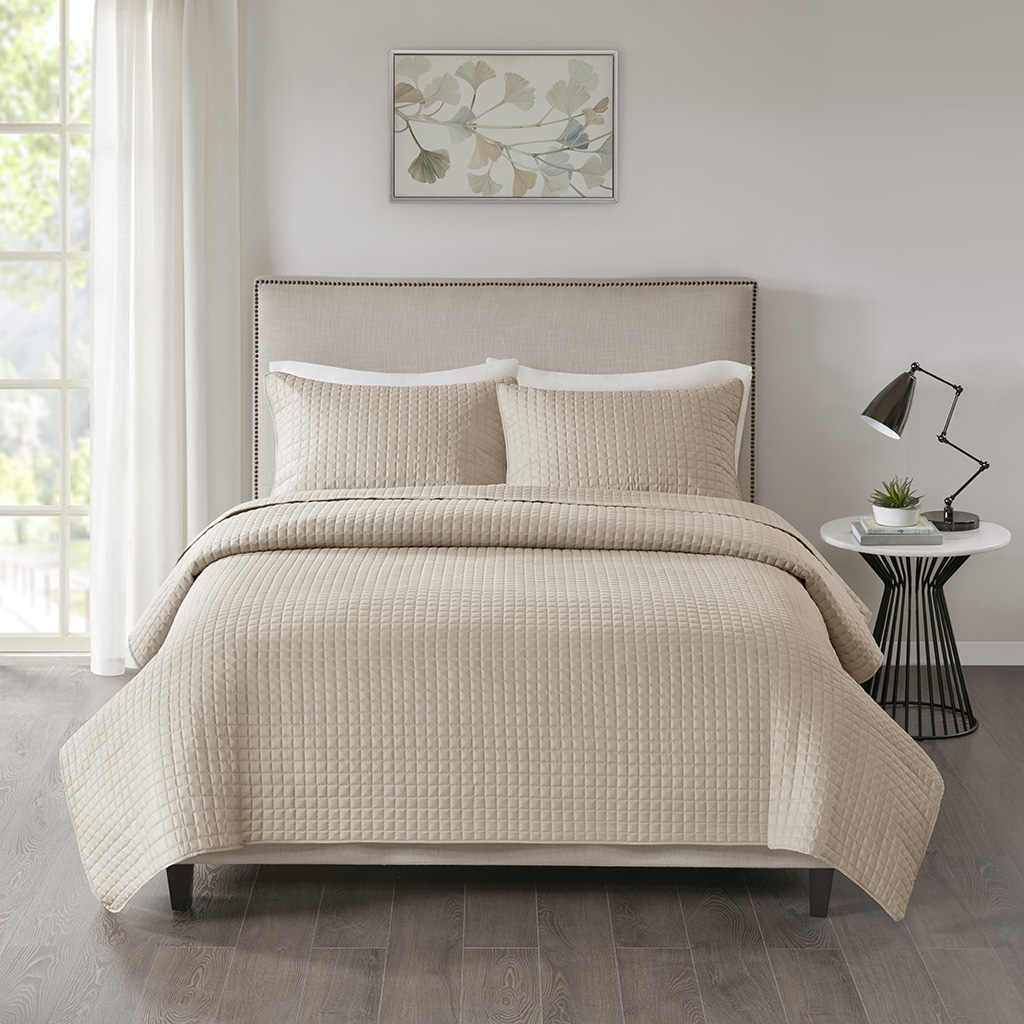Otto 3 Piece Reversible Quilt Set
