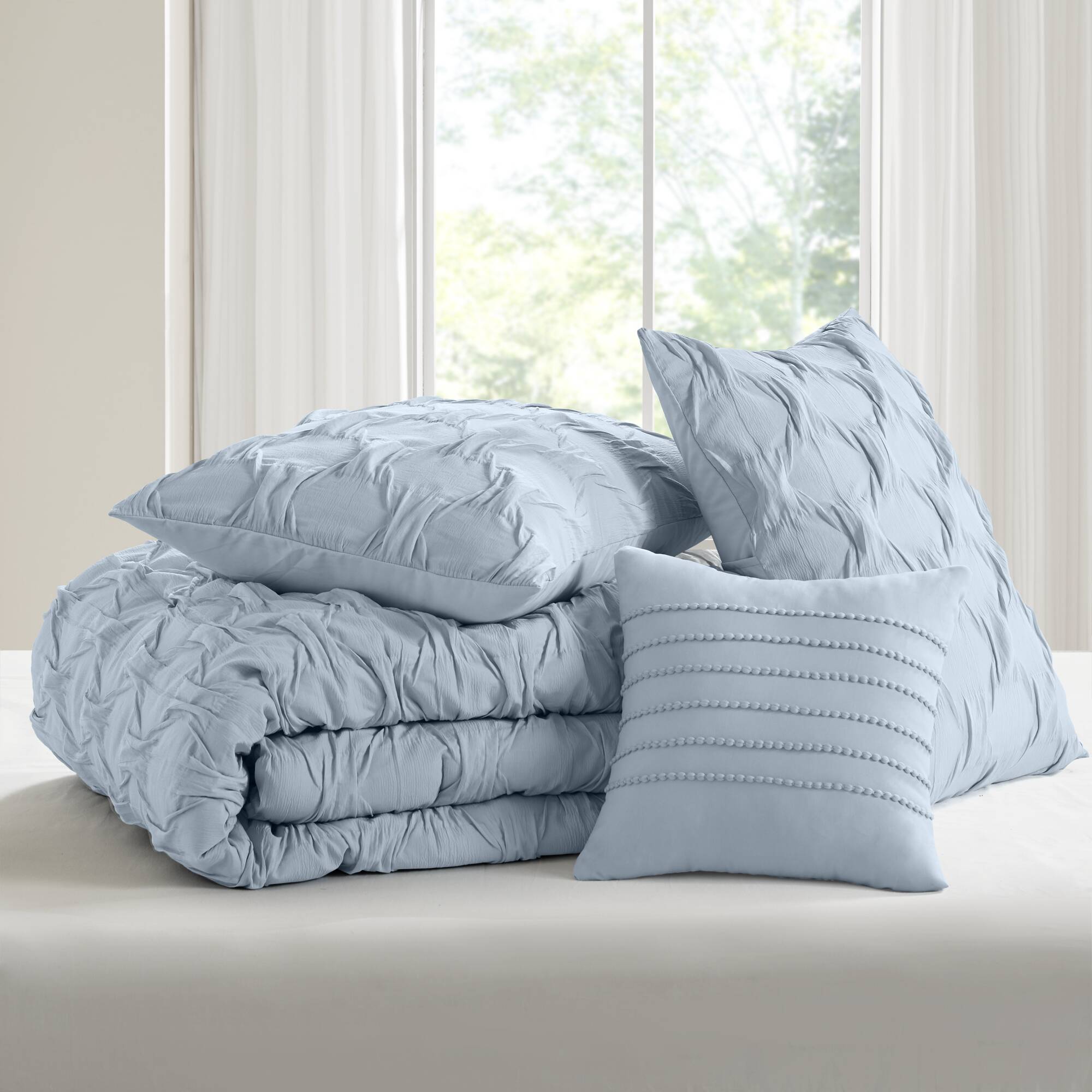 Bailey Diamond Pintuck Pleated Woven Comforter Set
