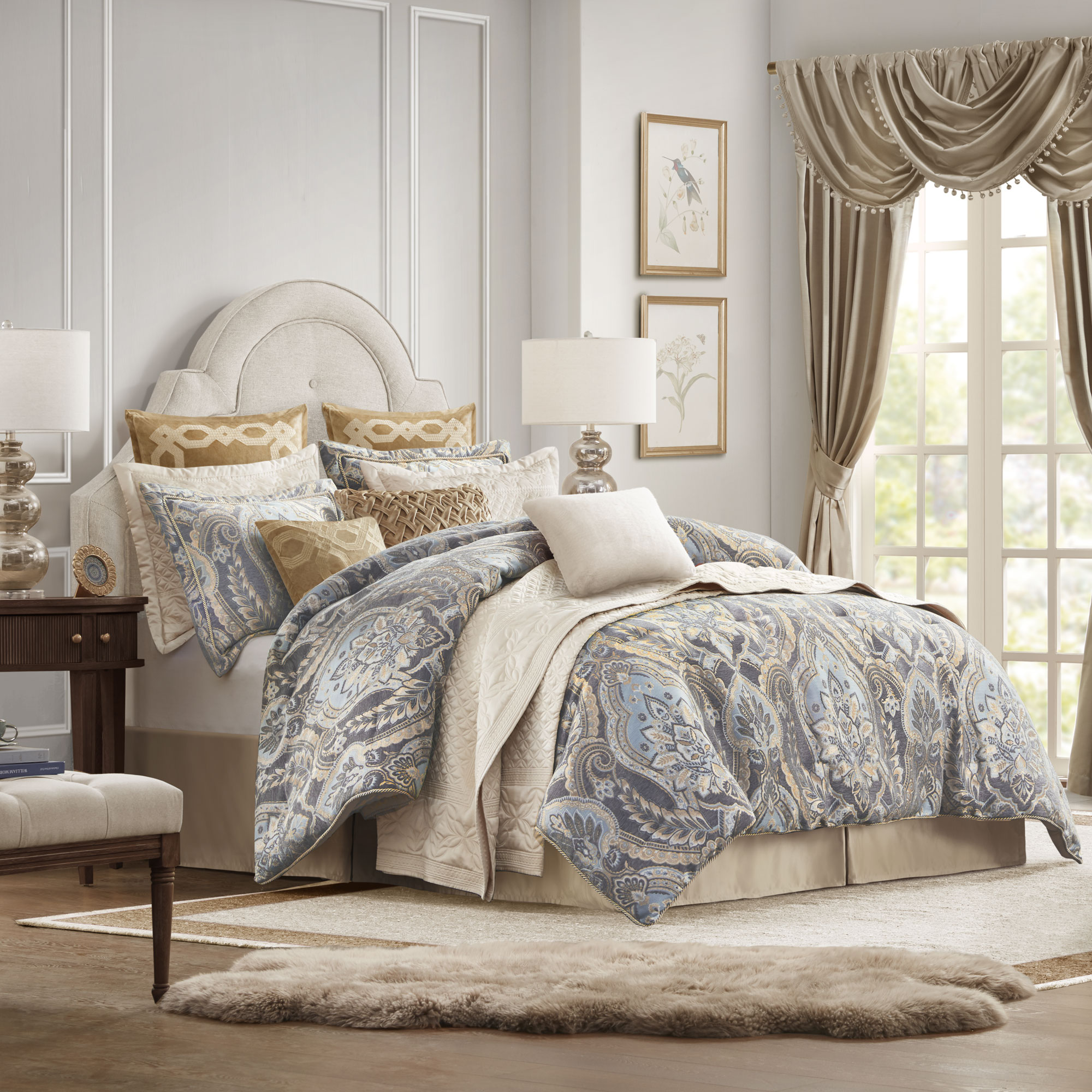 Julius 4 Piece Comforter Set