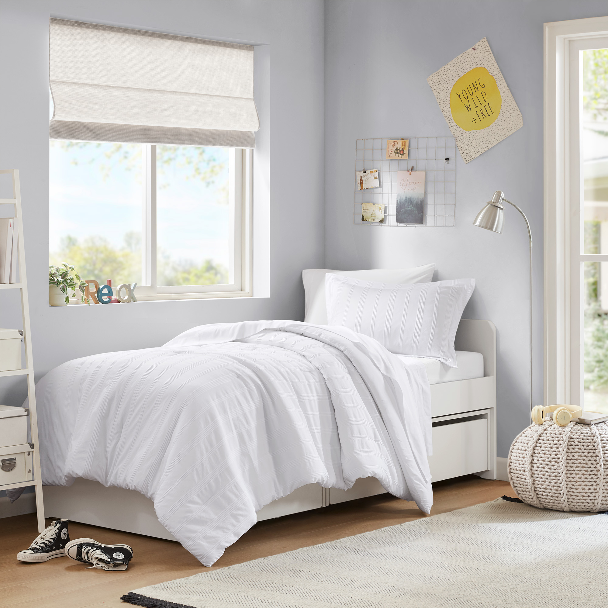 Logan Striped Reversible Pintuck Pleated Comforter Set