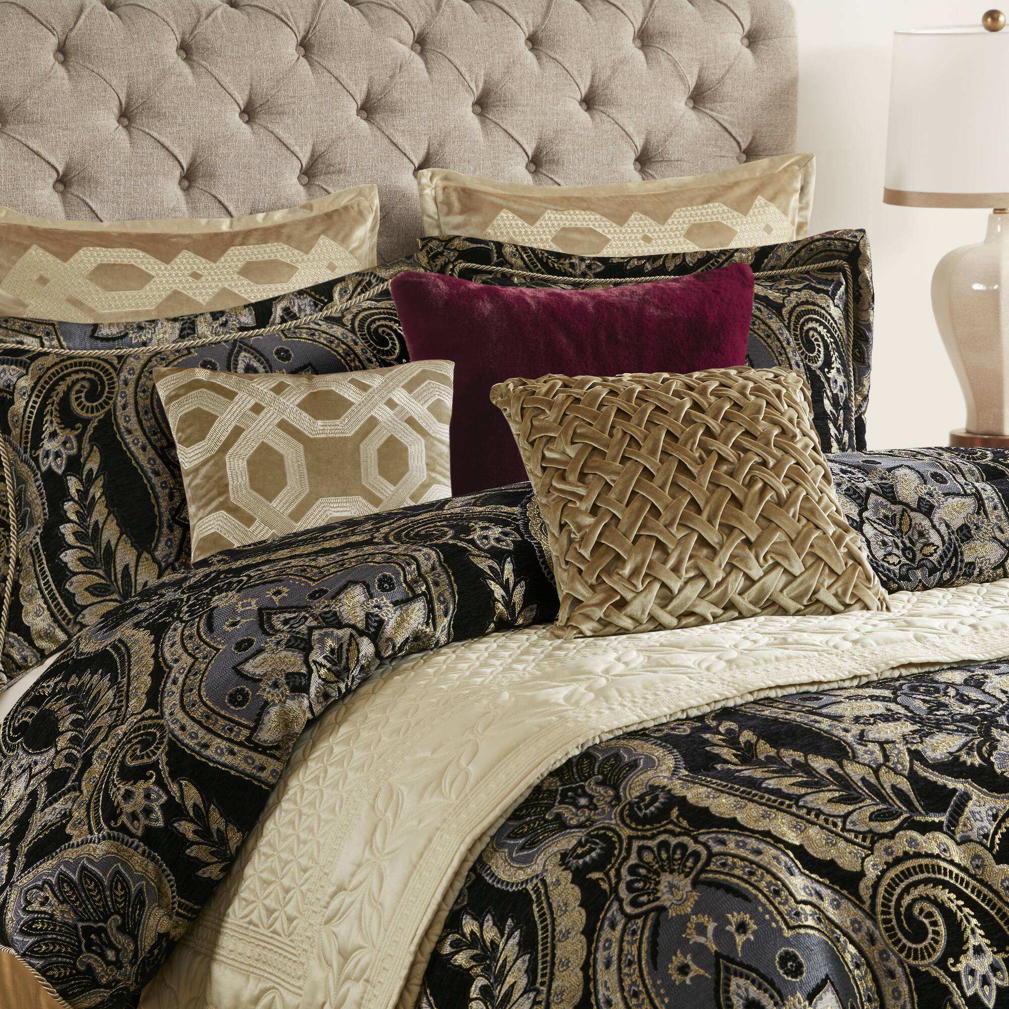Julius 4 Piece Comforter Set