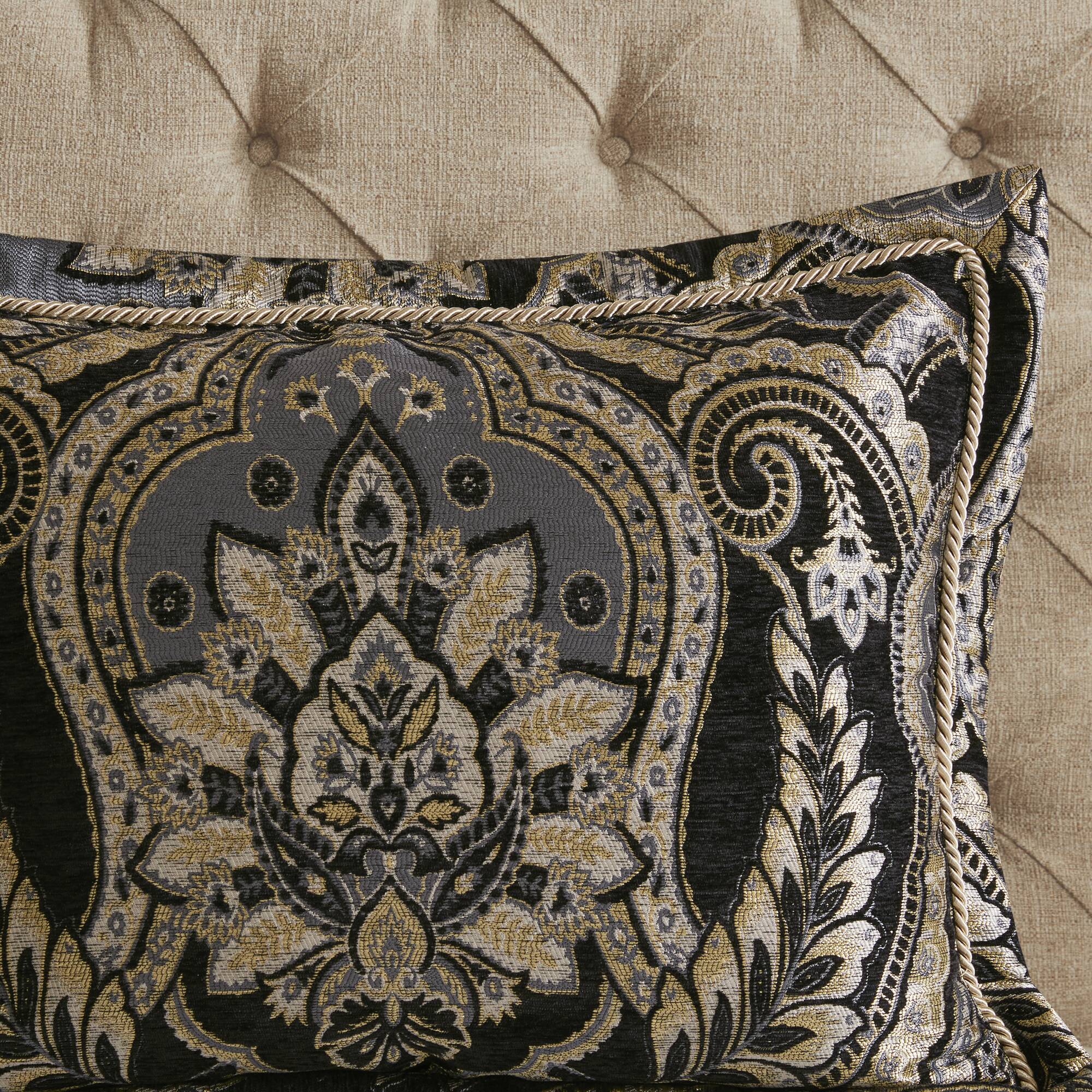 Julius 4 Piece Comforter Set