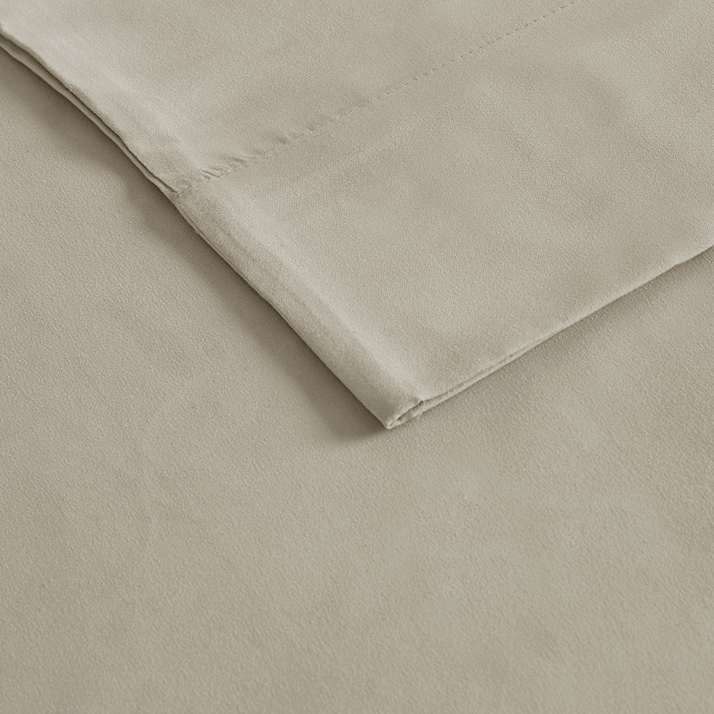 Luxurious Brushed Microfiber Deep Pocket Sheet Set