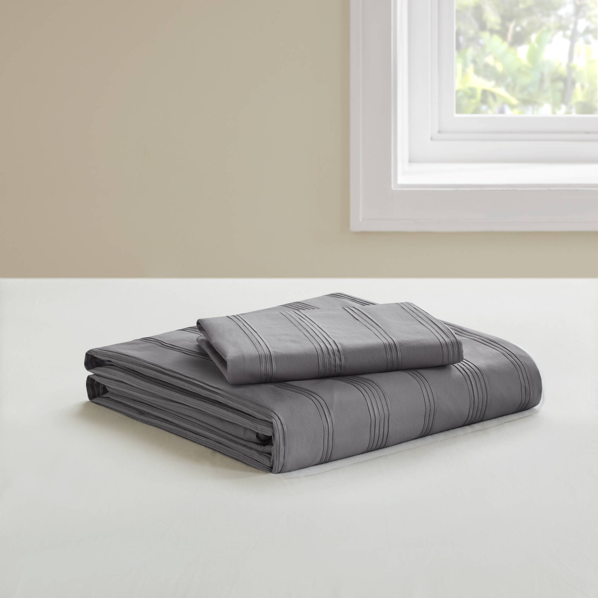 Logan Striped Reversible Pintuck Pleated Duvet Set