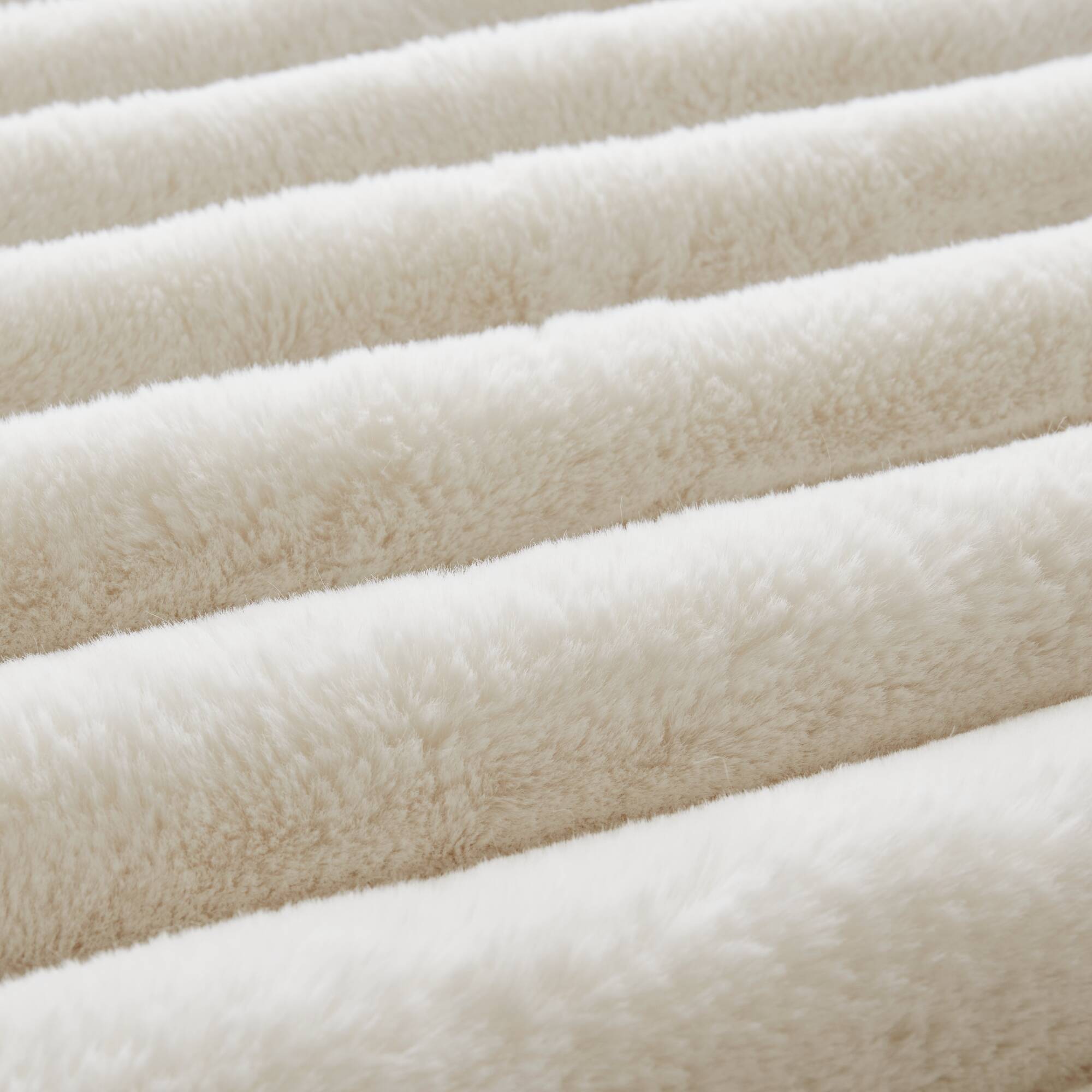 Jasmine 3 Piece Faux Fur Comforter Set