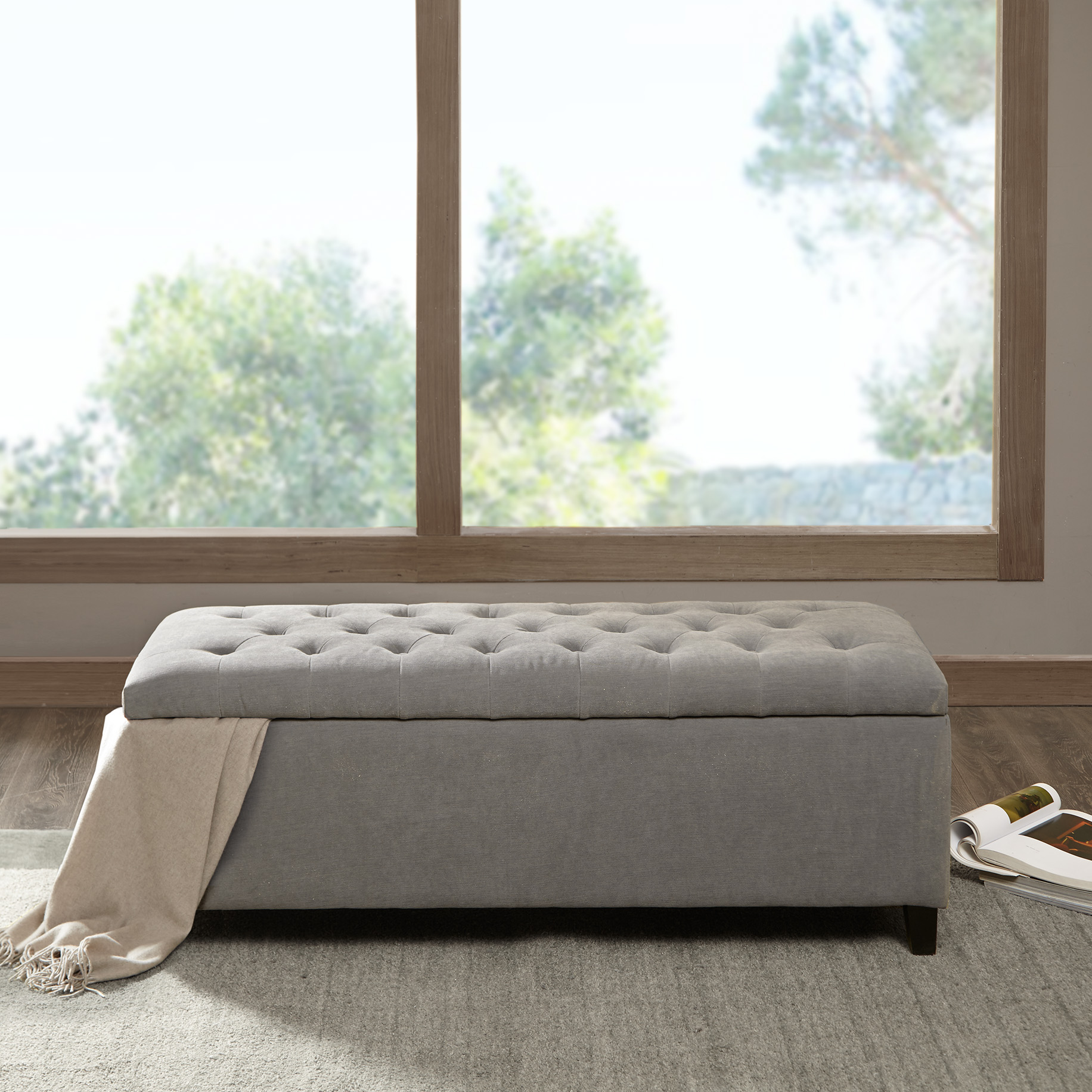 Shandra Tufted Top Upholstered Storage Bench