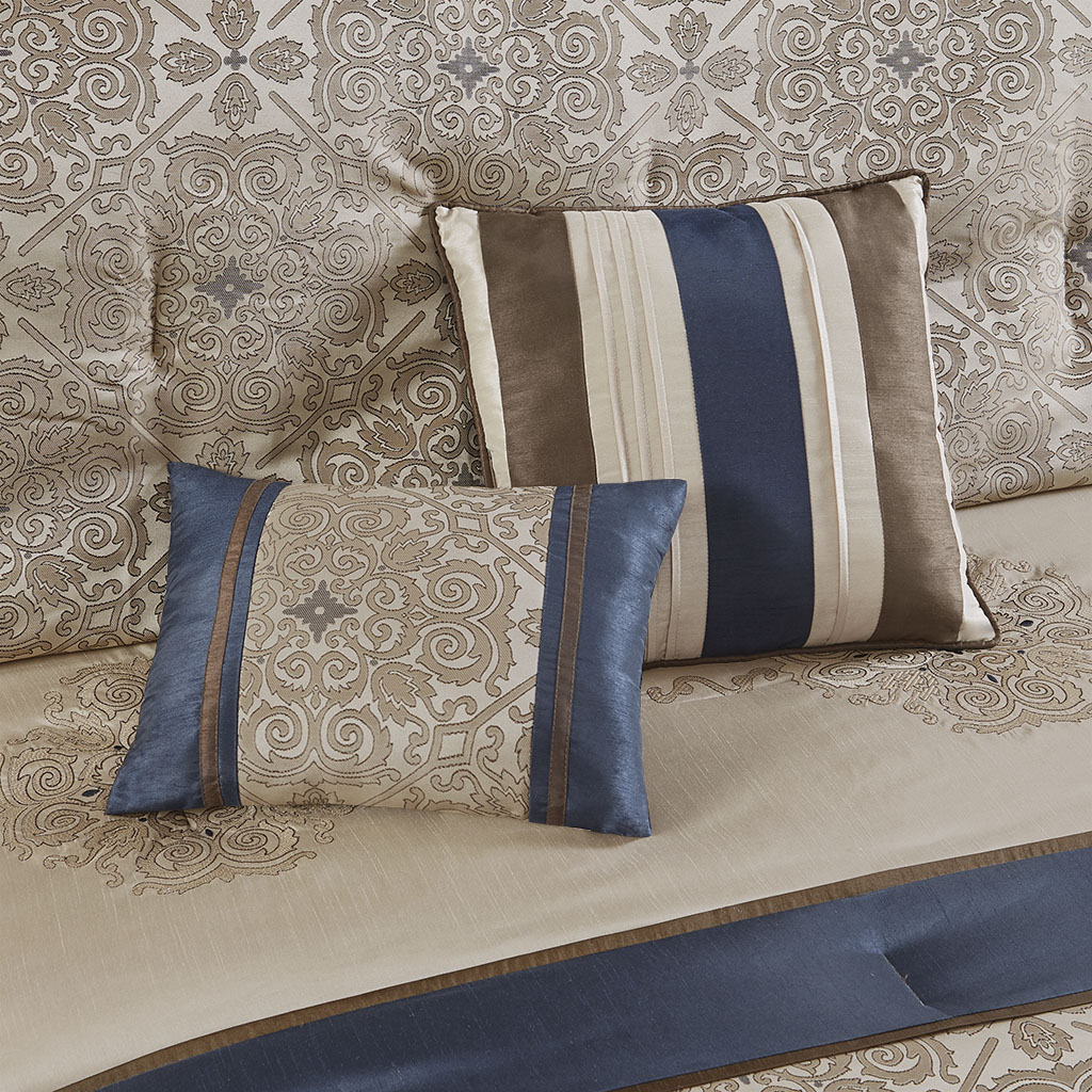 Delaney 24 Piece Room In a Bag