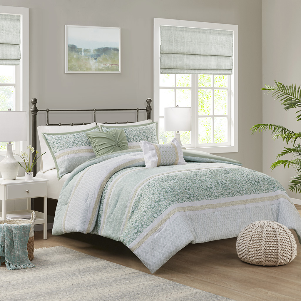 Caralie 5 Piece Seersucker Comforter Set with Throw Pillows