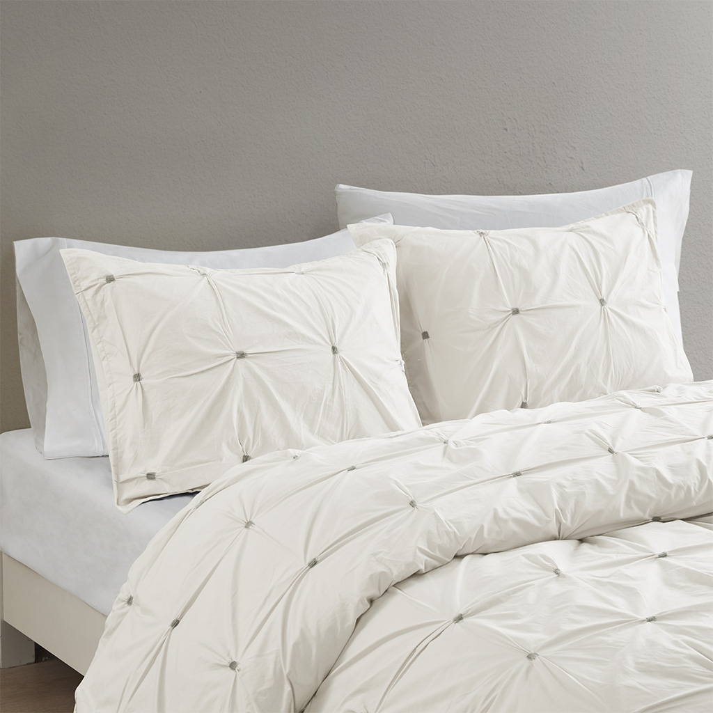 Masie 3 Piece Elastic Embroidered Cotton Duvet Cover Set