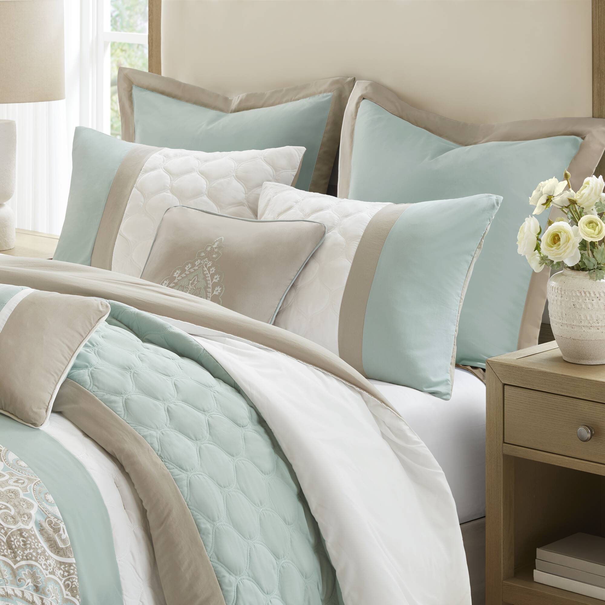 Shawnee 8 Piece Comforter Set