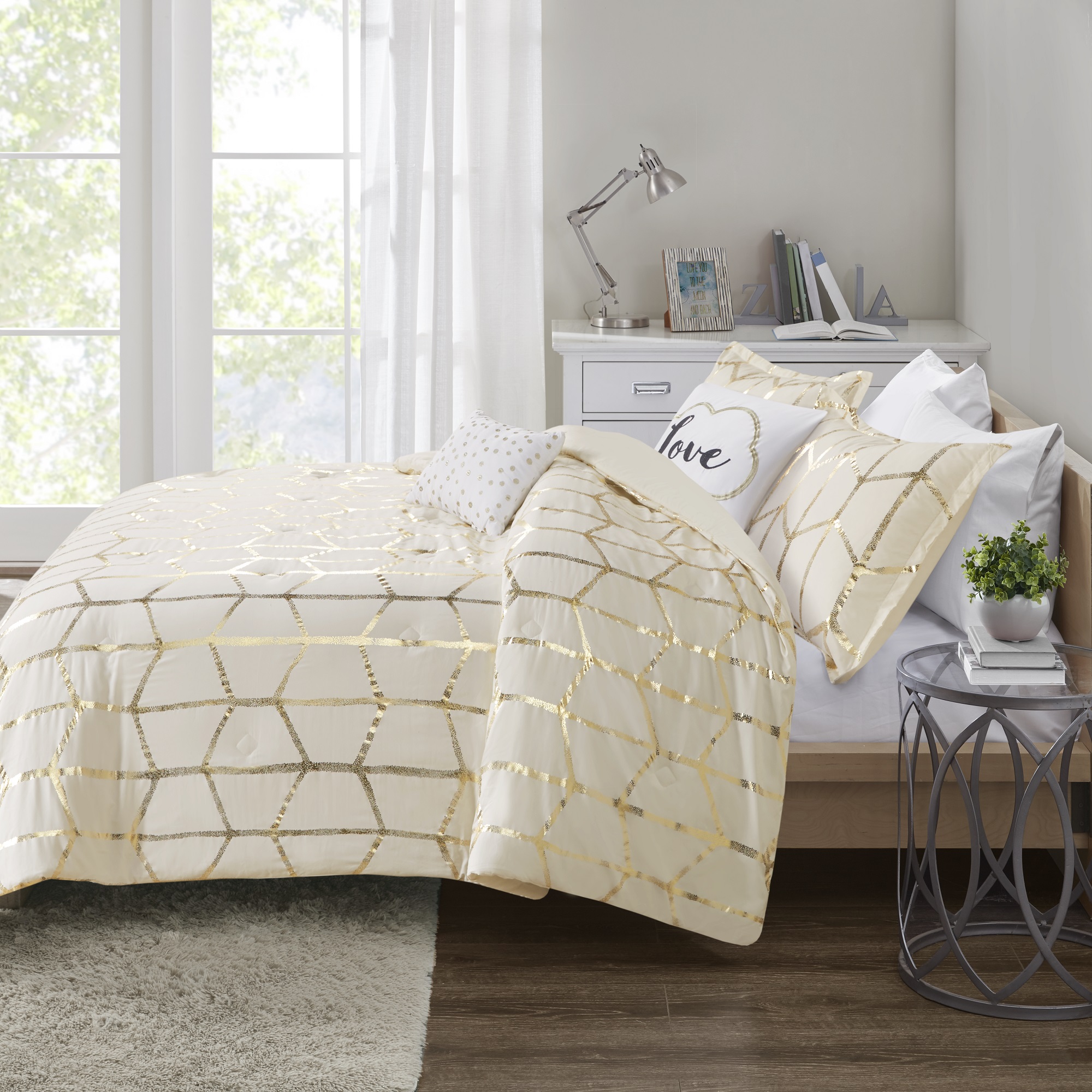 Raina 100% Polyester Brushed Microfiber Printed Comforter Set