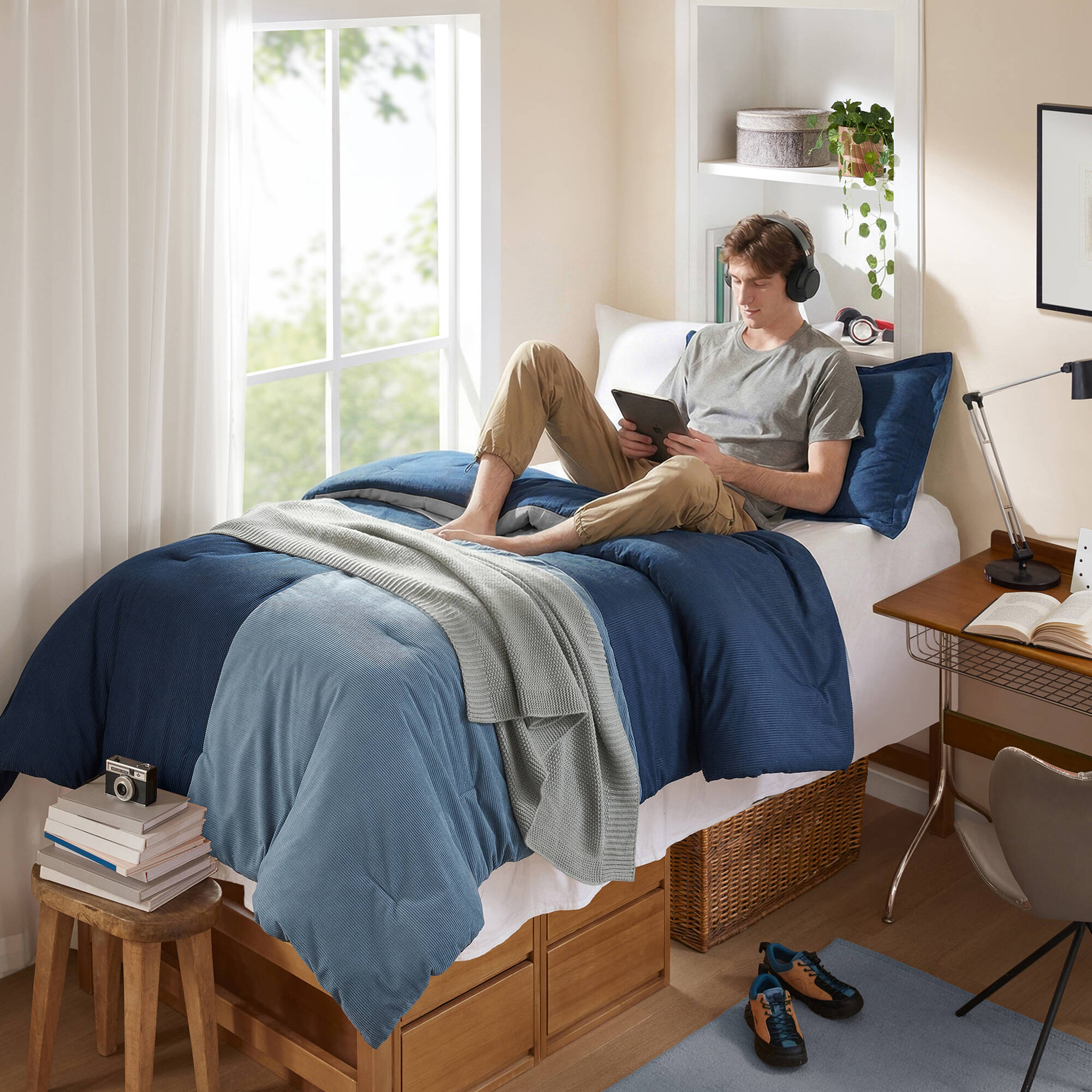 Stafford Comforter Set