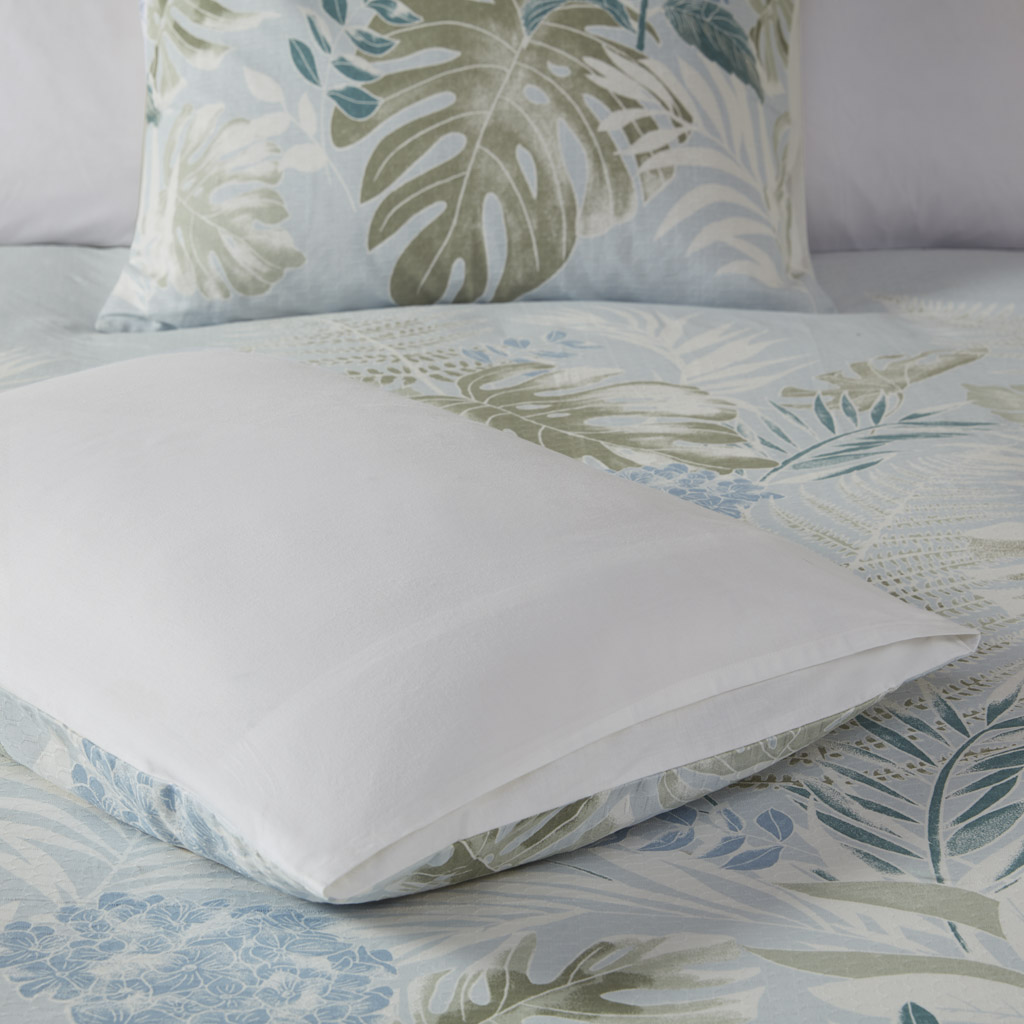 Kiawah Island 5 Piece Cotton Duvet Cover Set with Throw Pillow