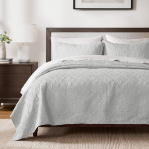 Quebec Reversible Quilt Set from Madison Park in  Grey. Quebec Reversible Quilt Set from Madison Park in  Grey. Quebec Reversible Quilt Set from Madison Park in  Grey. Quebec Reversible Quilt Set from Madison Park in  Grey. Quebec Reversible Quilt Set from Madison Park in  Grey.