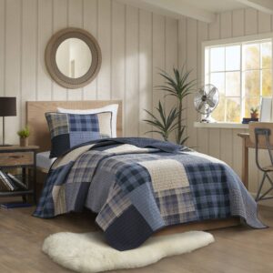 Winter Hills Oversized Cotton Quilt Set from Woolrich in  Blue. Winter Hills Oversized Cotton Quilt Set from Woolrich in  Blue. Winter Hills Oversized Cotton Quilt Set from Woolrich in  Blue. Winter Hills Oversized Cotton Quilt Set from Woolrich in  Blue. Winter Hills Oversized Cotton Quilt Set from Woolrich in  Blue.