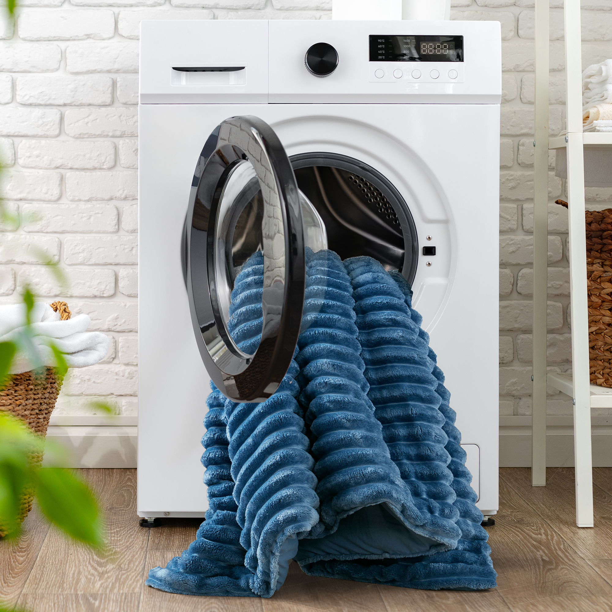 Avril Fluffy Ribbed Plush Comforter Set