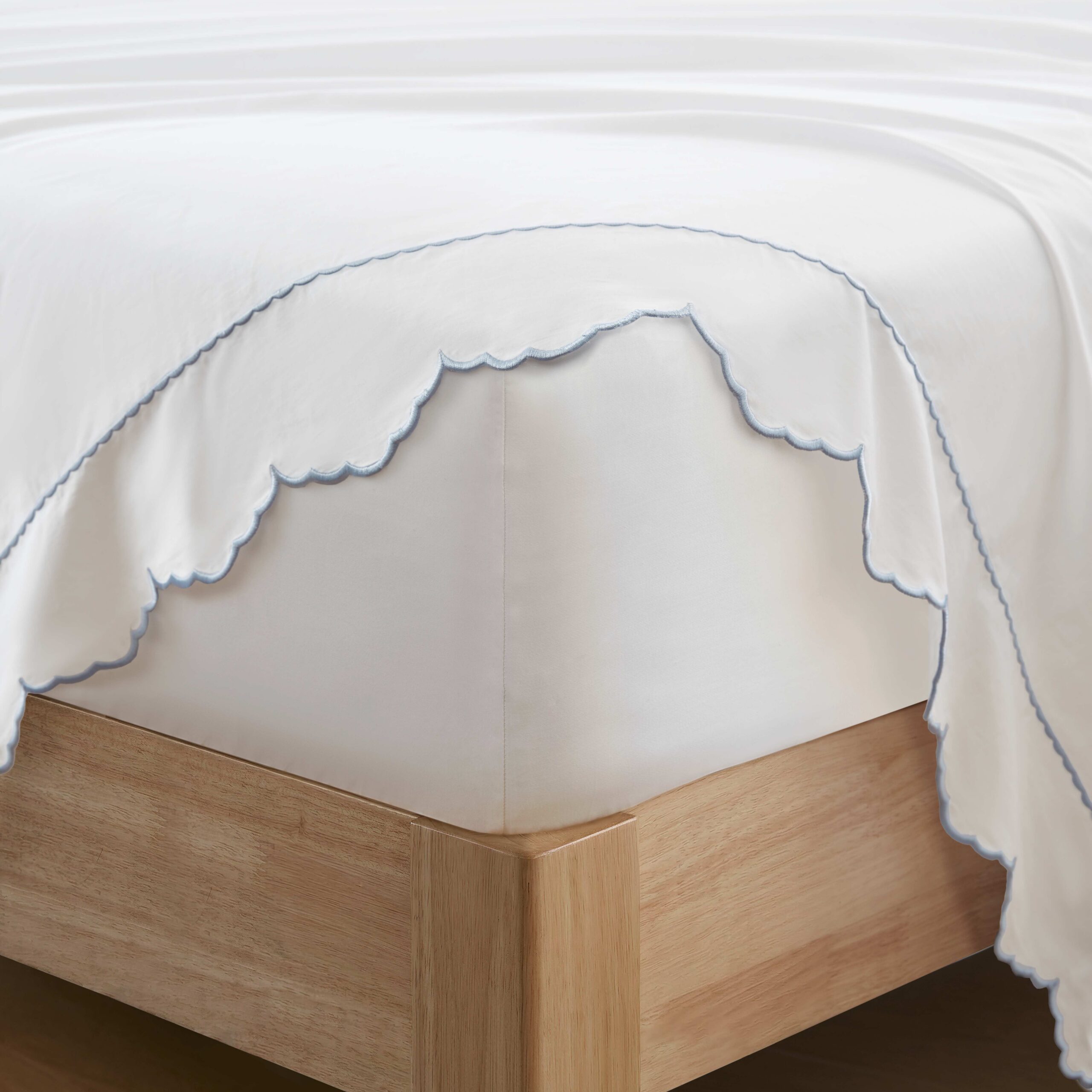 Brielle Scalloped Edge Cotton Sheet Set