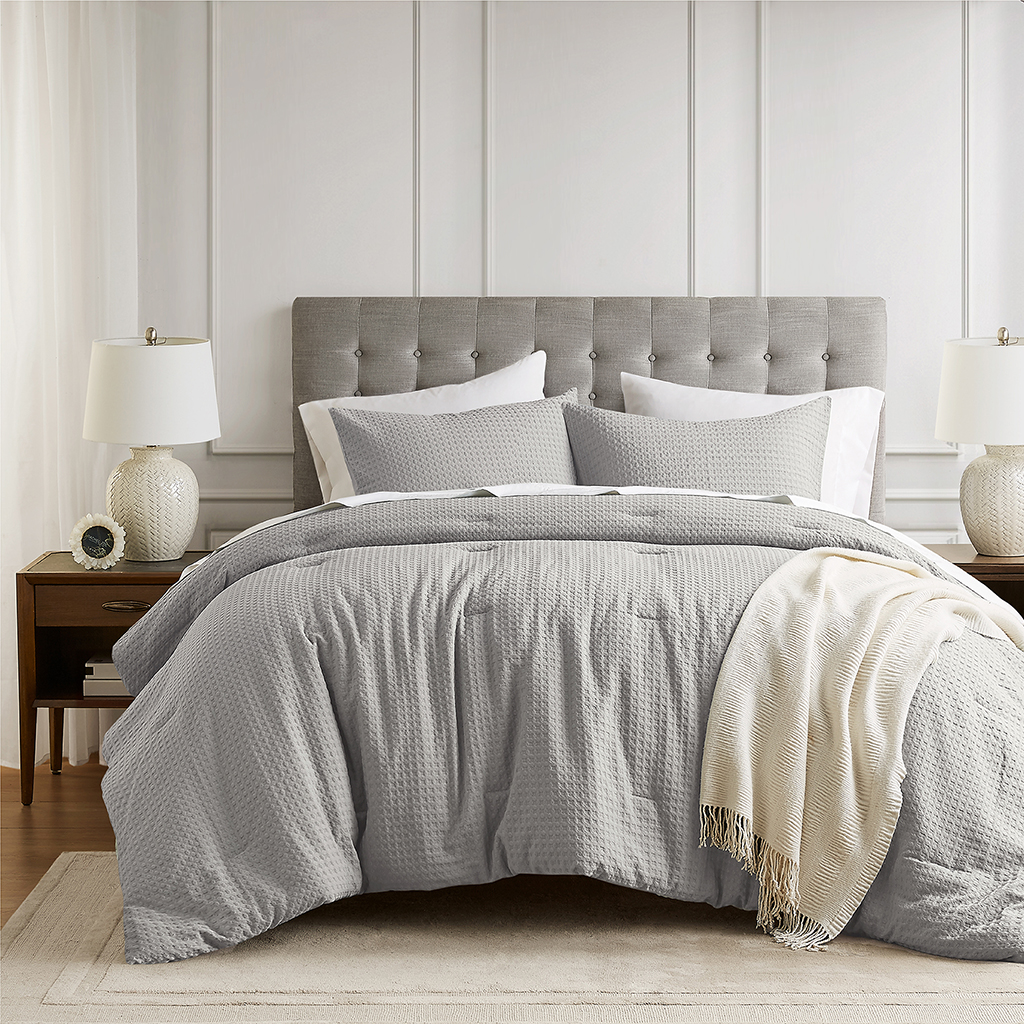 Mina Weave Comforter